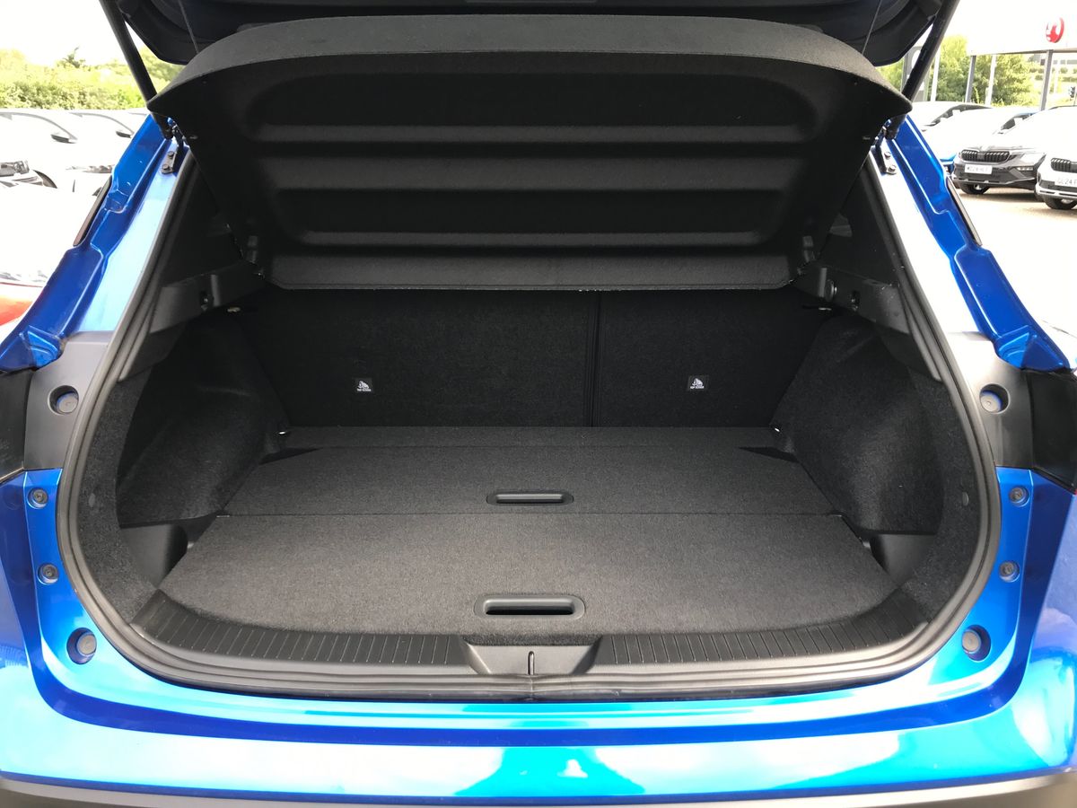 2023 Nissan Qashqai 1.5 E-Power N-Connecta 5dr Auto - vehicle photo 8 for sale on PureCar