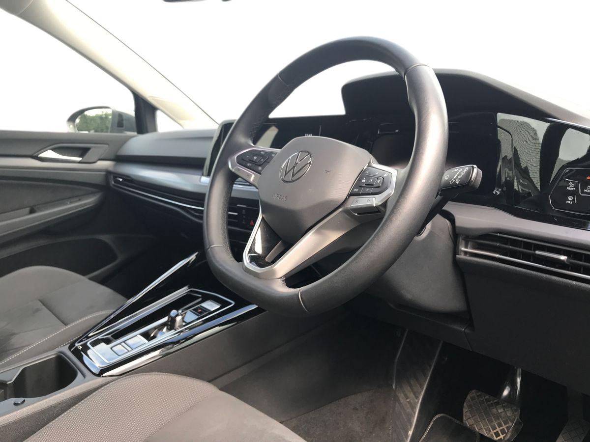 2023 Volkswagen Golf 1.5 eTSI 150 Style 5dr DSG - vehicle photo 3 for sale on PureCar