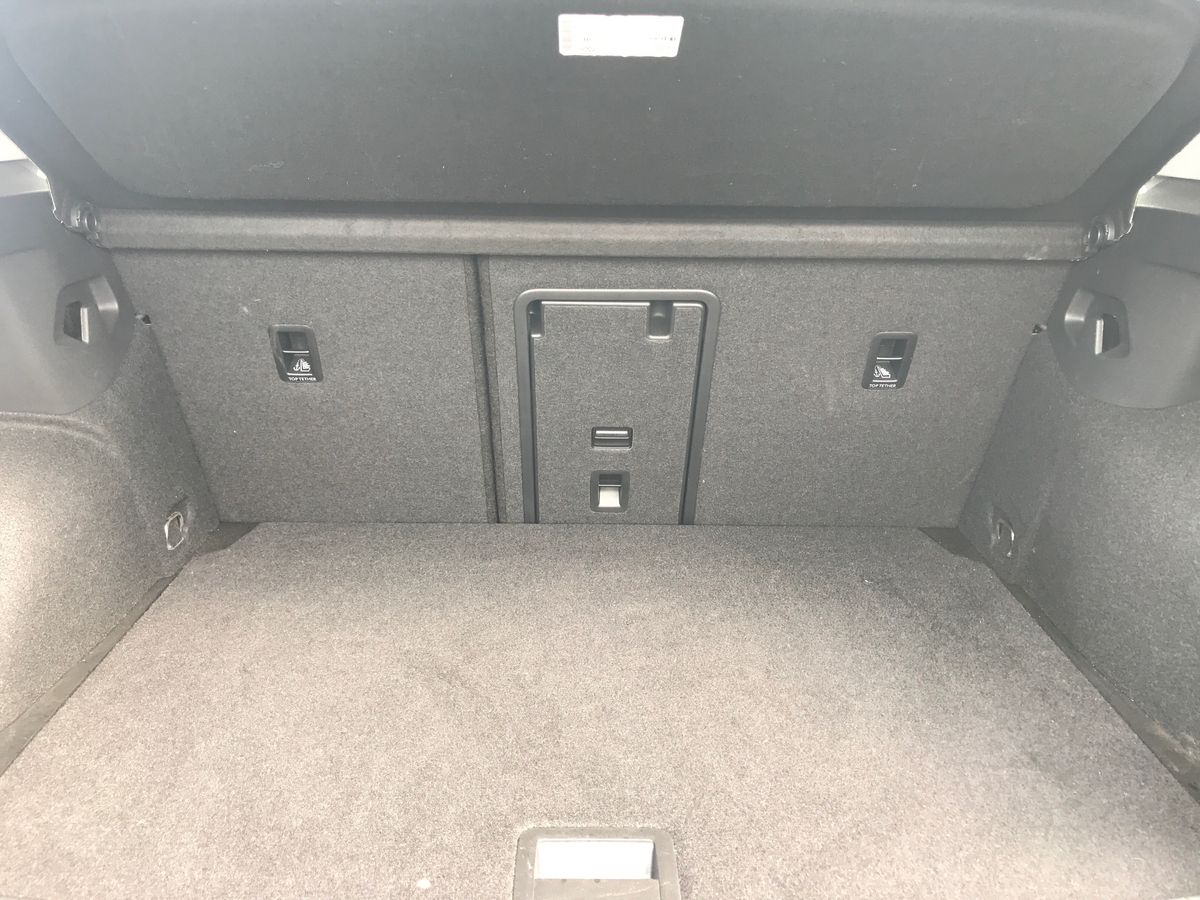 2023 Volkswagen Golf 1.5 eTSI 150 Style 5dr DSG - vehicle photo 8 for sale on PureCar