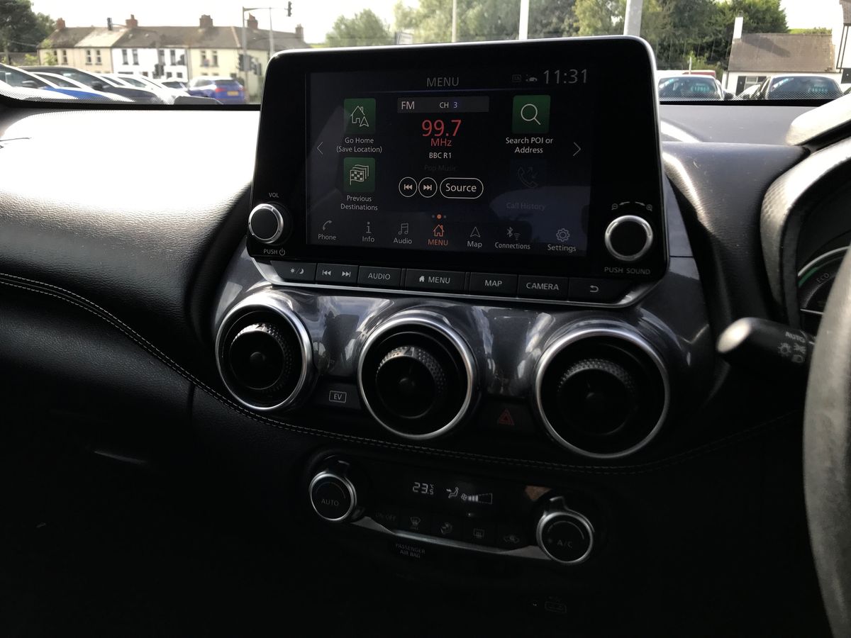 2023 Nissan Juke 1.6 Hybrid N-Connecta 5dr Auto - vehicle photo 13 for sale on PureCar