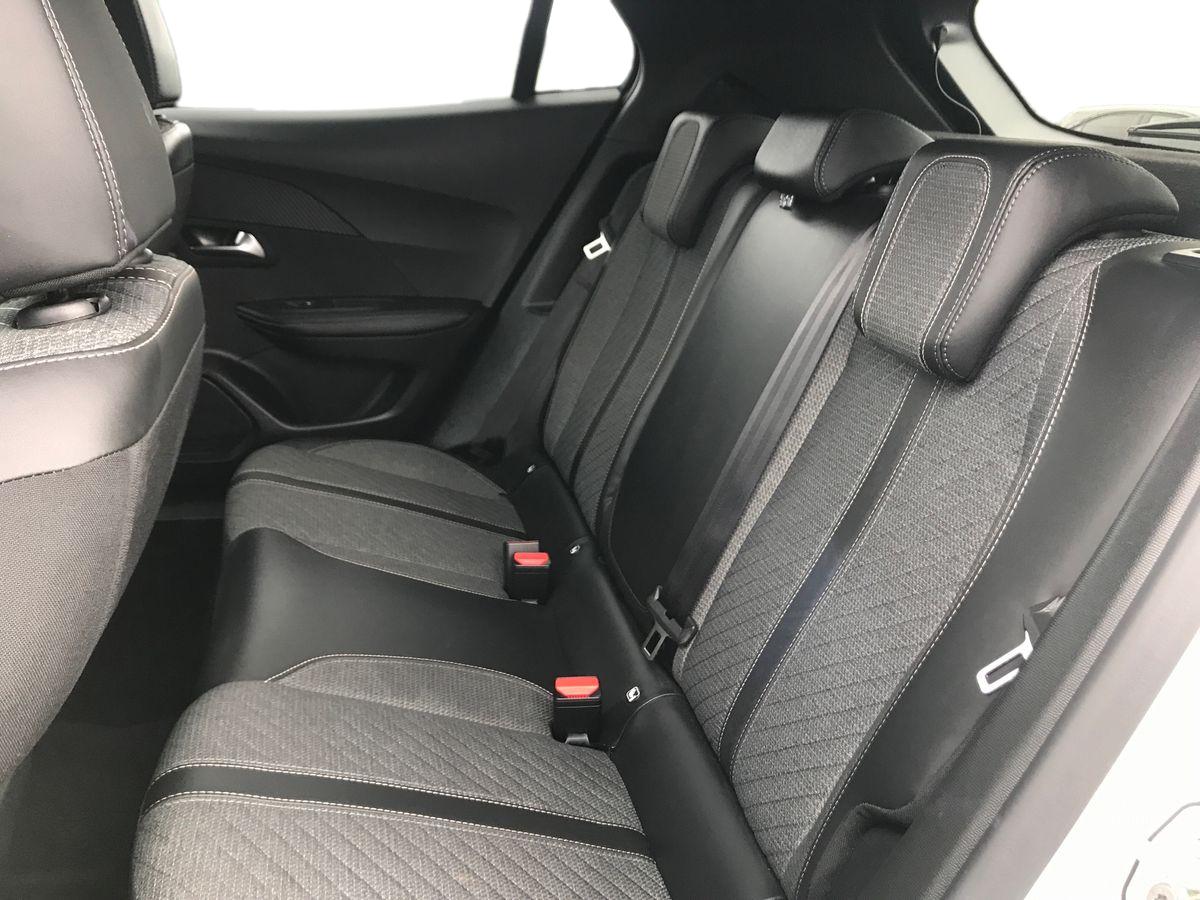 2025 Peugeot 1.2 PureTech 130 Allure 5dr EAT8 - vehicle photo 7 for sale on PureCar