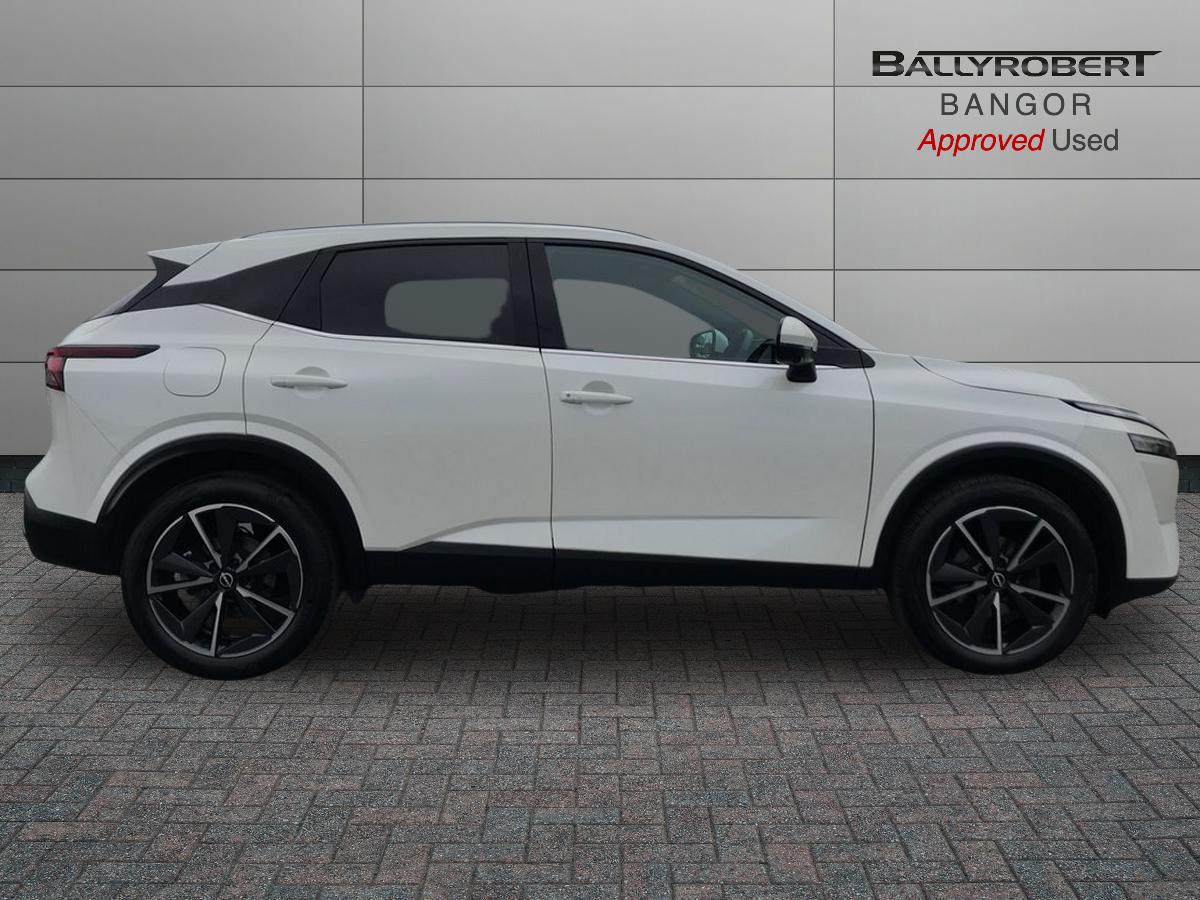 2023 Nissan Qashqai 1.3 DiG-T MH Tekna 5dr - vehicle photo 9 for sale on PureCar
