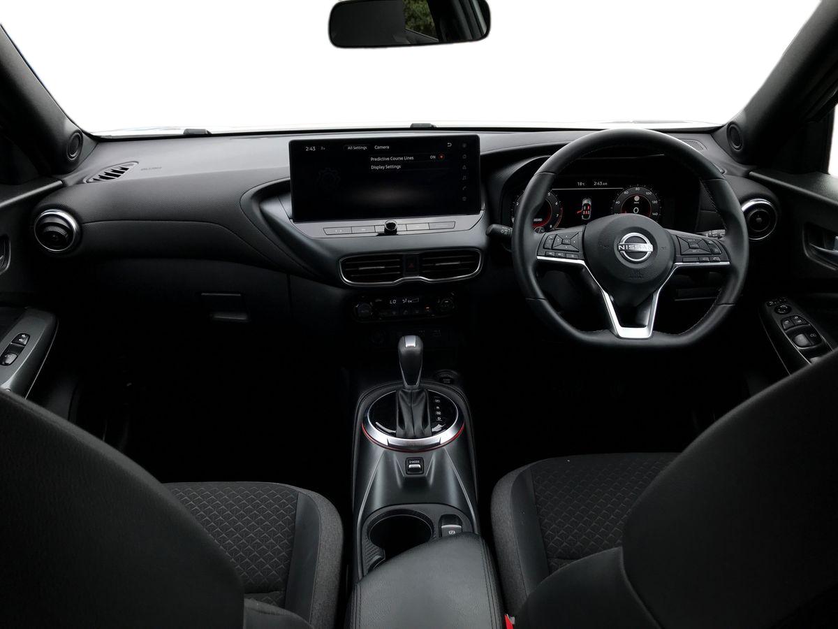 2025 Nissan Juke 1.0 DiG-T N-Connecta 5dr DCT - vehicle photo 4 for sale on PureCar