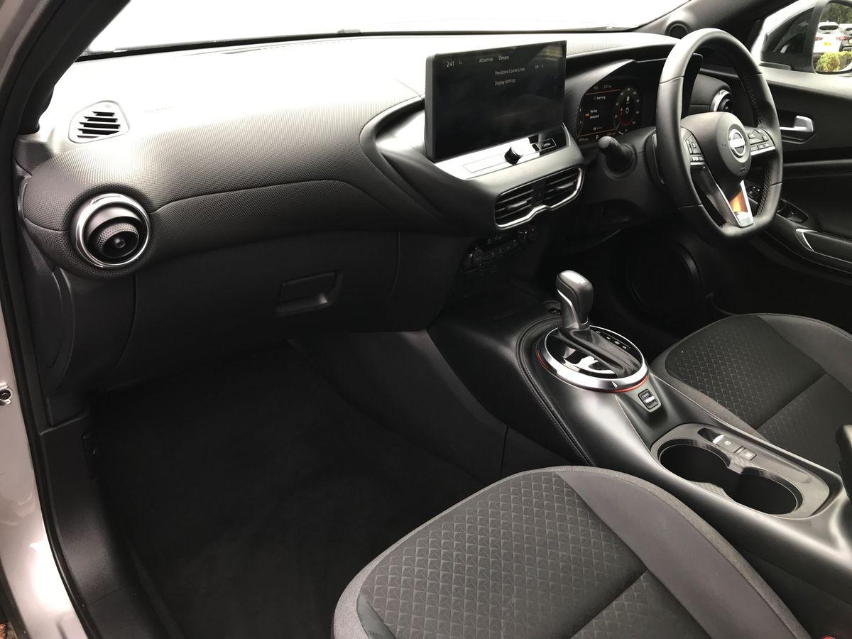2025 Nissan Juke 1.0 DiG-T N-Connecta 5dr DCT - vehicle photo 5 for sale on PureCar