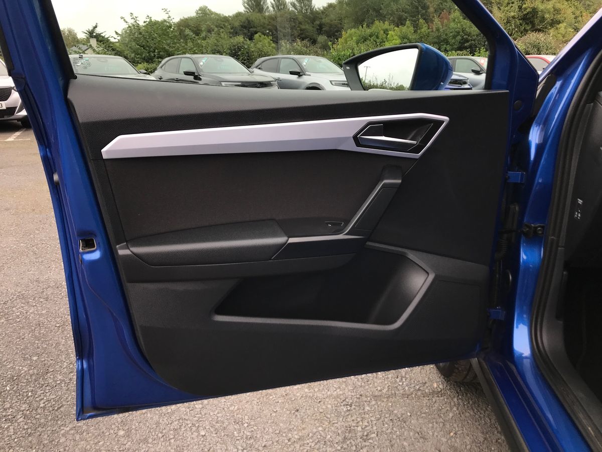 2023 SEAT Arona 1.0 TSI 110 FR 5dr DSG - vehicle photo 17 for sale on PureCar