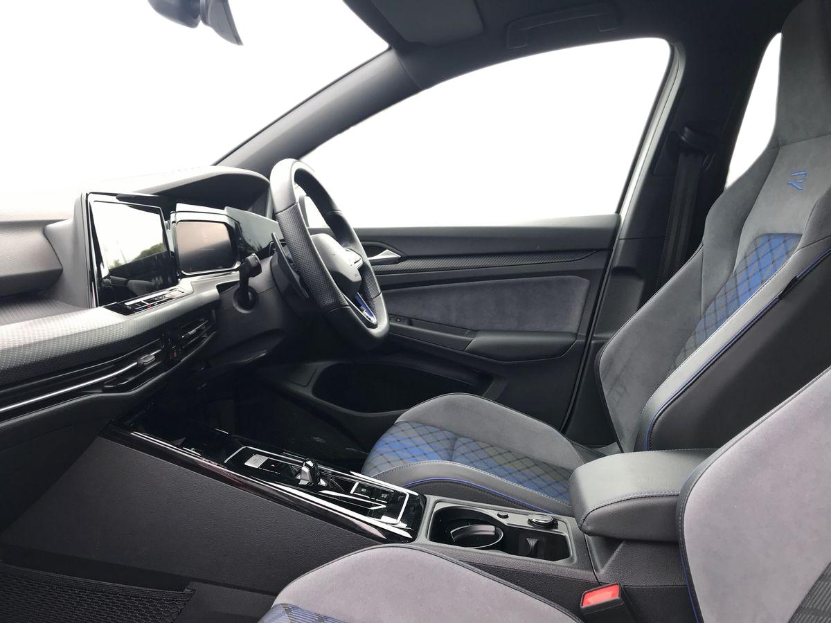 2023 Volkswagen Golf 2.0 TSI 320 R 4Motion 5dr DSG - vehicle photo 5 for sale on PureCar