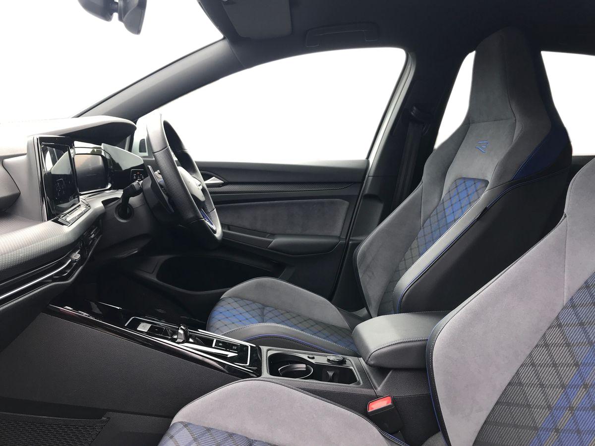 2023 Volkswagen Golf 2.0 TSI 320 R 4Motion 5dr DSG - vehicle photo 6 for sale on PureCar