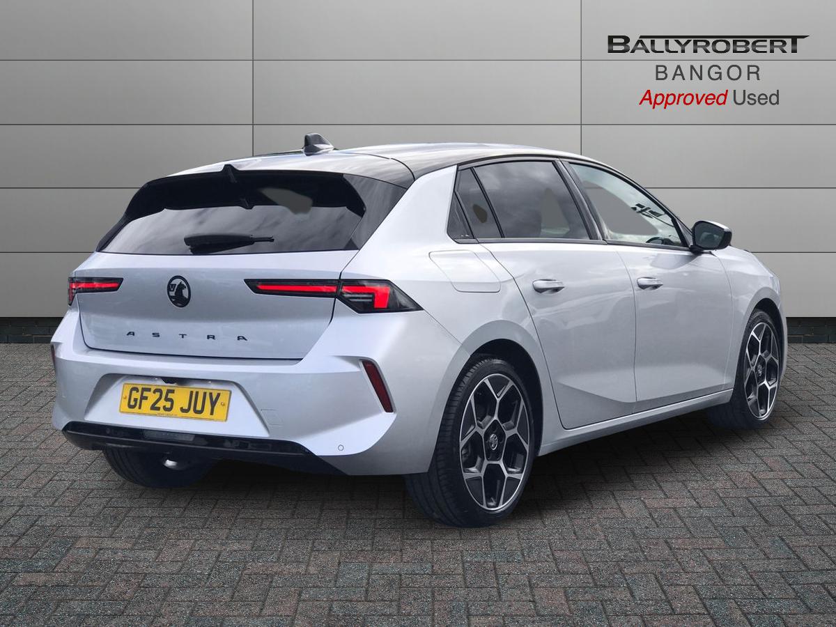 2025 Vauxhall Astra 1.2 Turbo 130 Ultimate 5dr - vehicle photo 15 for sale on PureCar