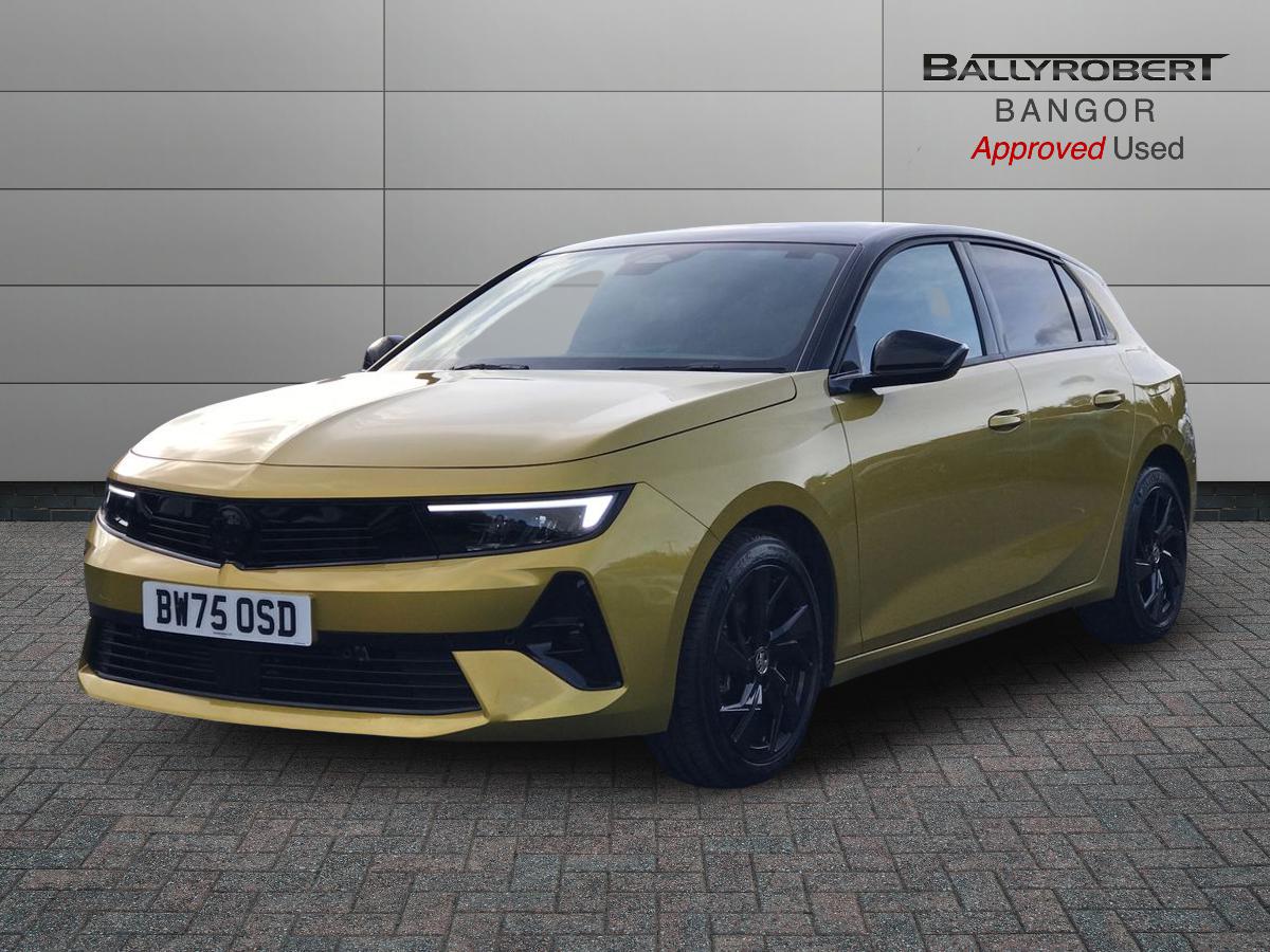 2026 Vauxhall Astra 1.6 Plug-in Hybrid 195 GS 5dr e-DCT7 - vehicle photo 14 for sale on PureCar