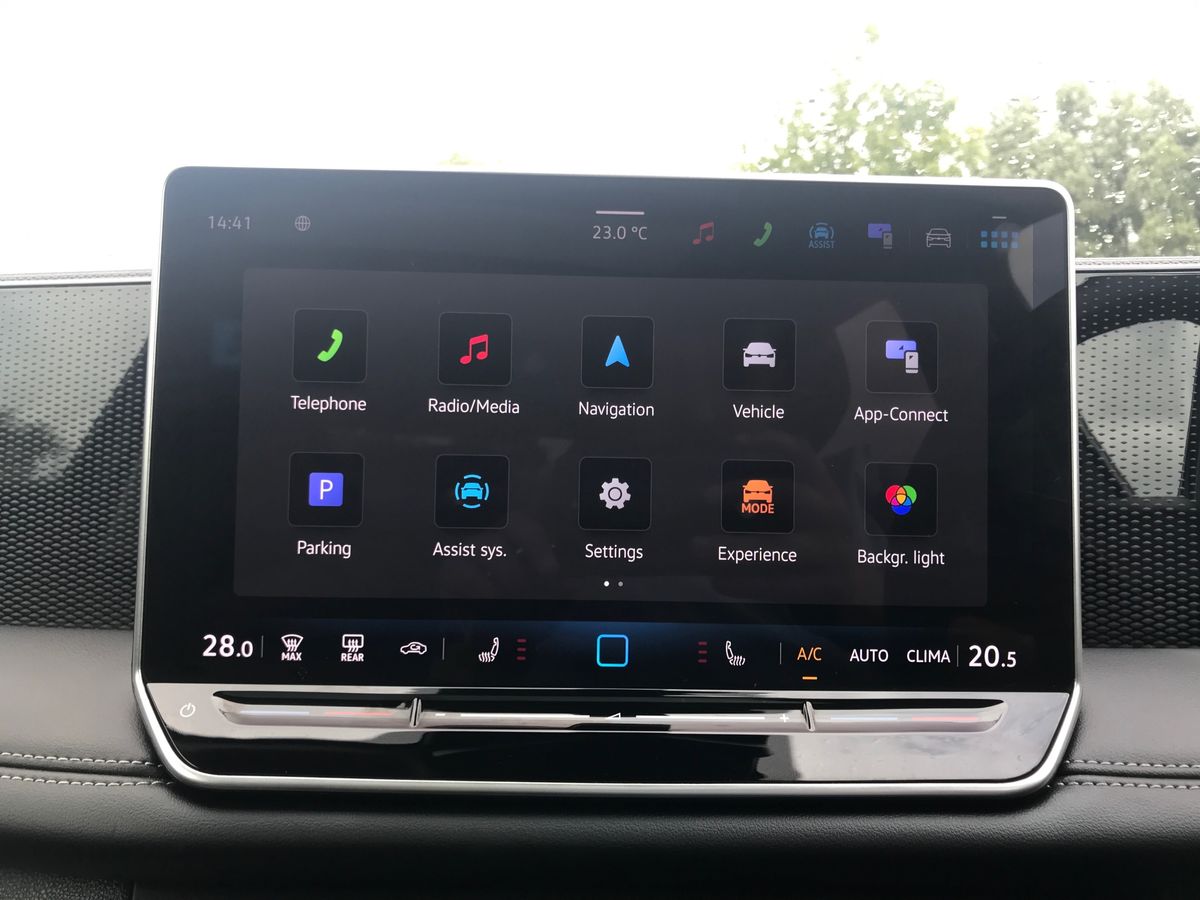 2025 Volkswagen Tiguan 1.5 eTSI 150 Match 5dr DSG - vehicle photo 13 for sale on PureCar