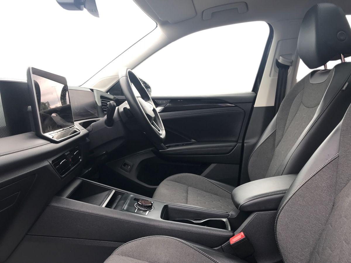 2025 Volkswagen Tiguan 1.5 eTSI 150 Match 5dr DSG - vehicle photo 5 for sale on PureCar