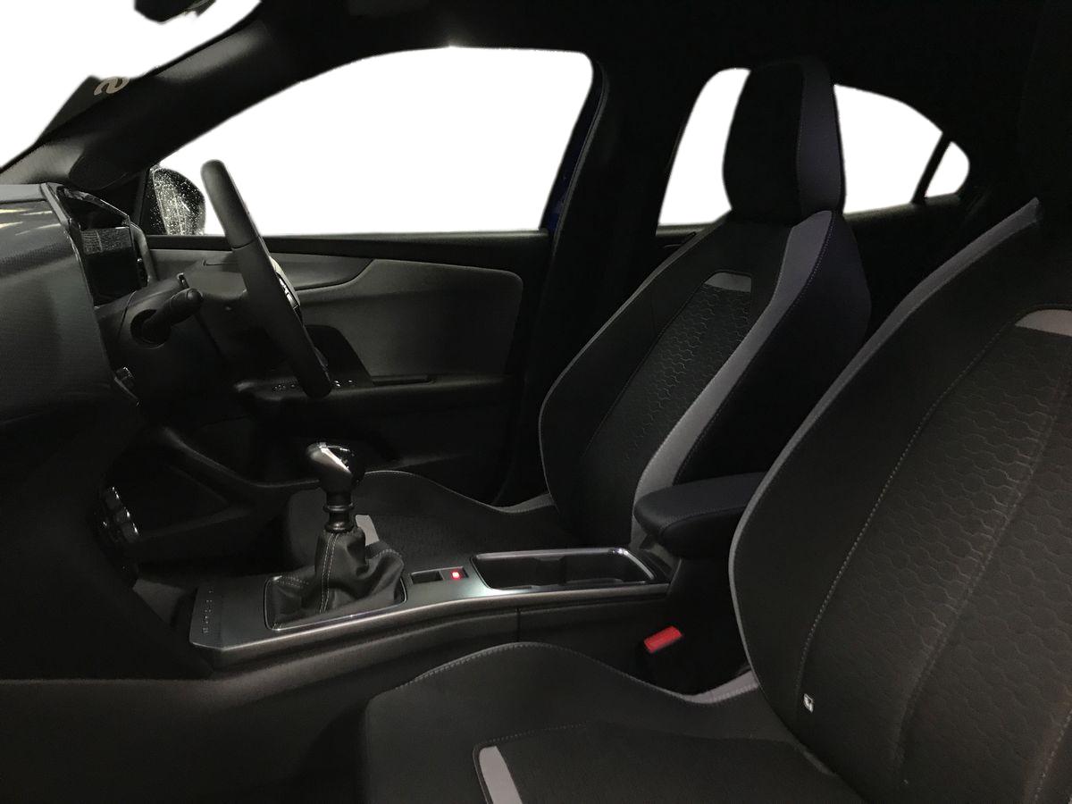 2026 Vauxhall Mokka 1.2 Turbo 136 Griffin 5dr - vehicle photo 6 for sale on PureCar