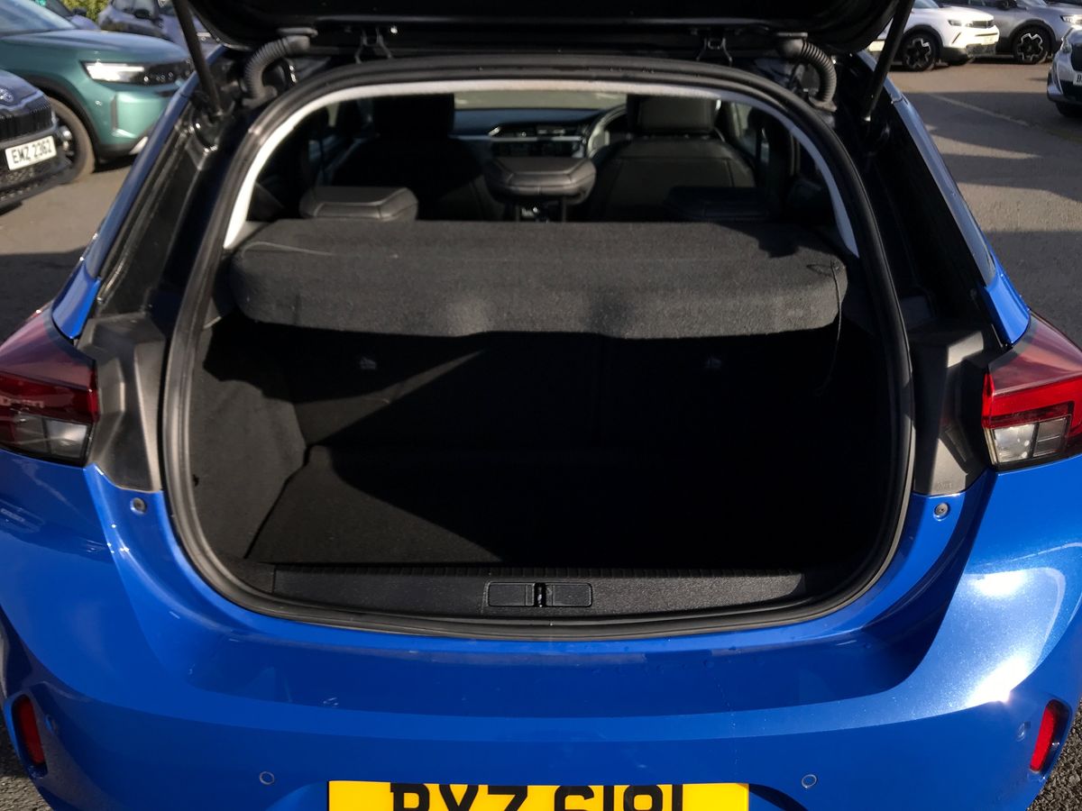 2022 Vauxhall Corsa 1.2 Turbo Elite Edition 5dr - vehicle photo 8 for sale on PureCar
