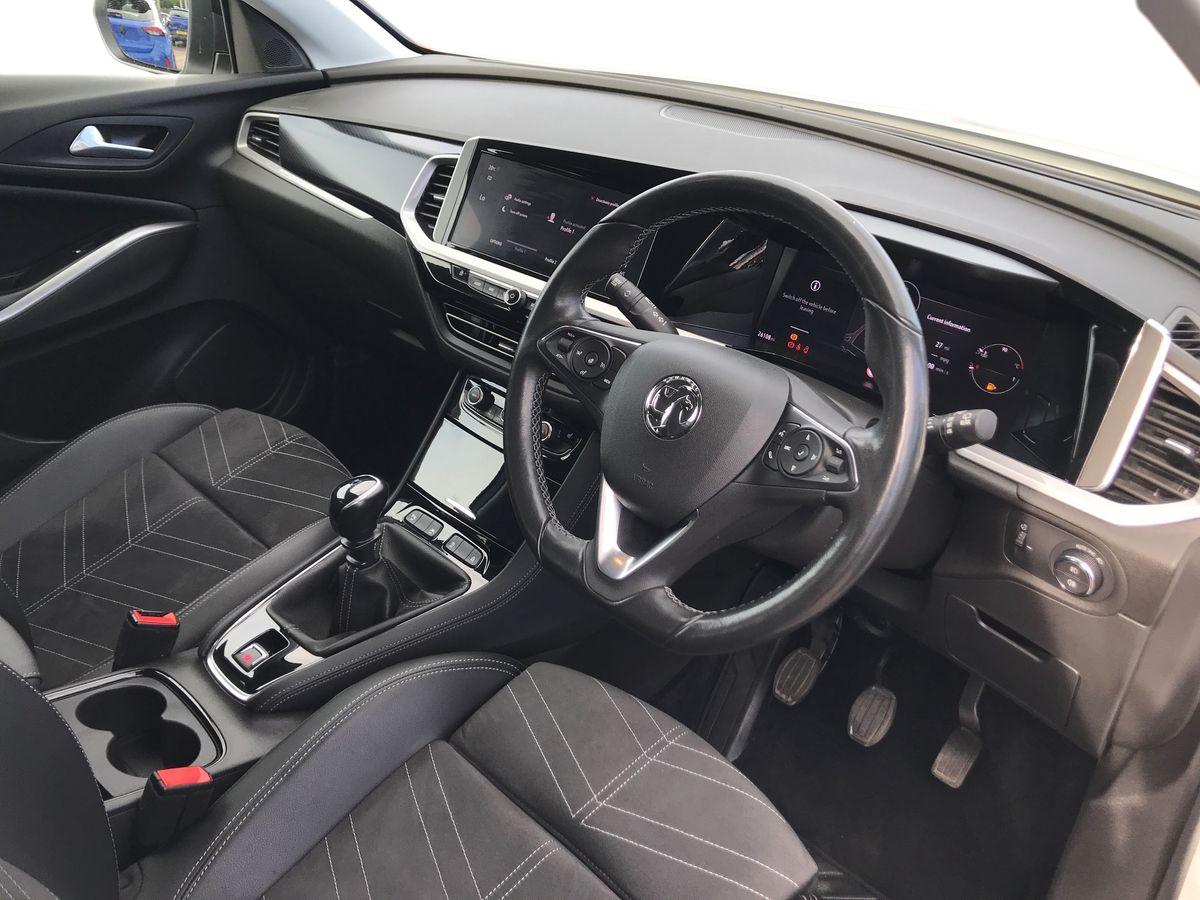 2023 Vauxhall Grandland 1.2 Turbo Ultimate 5dr - vehicle photo 3 for sale on PureCar