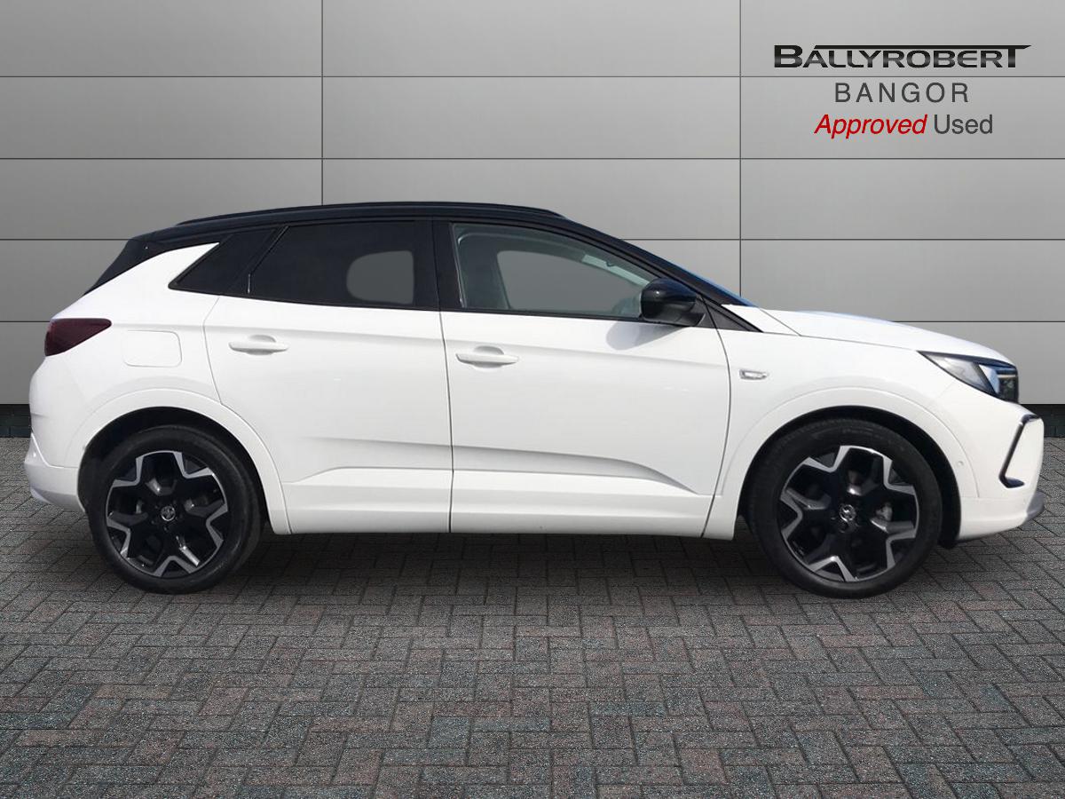 2023 Vauxhall Grandland 1.2 Turbo Ultimate 5dr - vehicle photo 9 for sale on PureCar