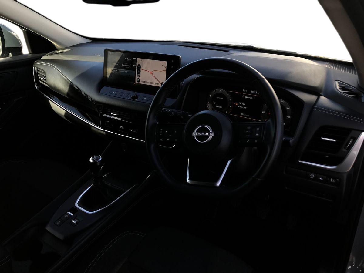 2024 Nissan Qashqai 1.3 DiG-T MH N-Connecta 5dr - vehicle photo 3 for sale on PureCar
