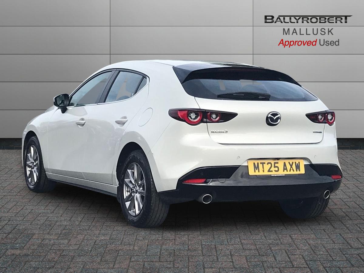 2025 Mazda 2.5 e-Skyactiv G MHEV [140] Centre-Line 5dr - vehicle photo 2 for sale on PureCar