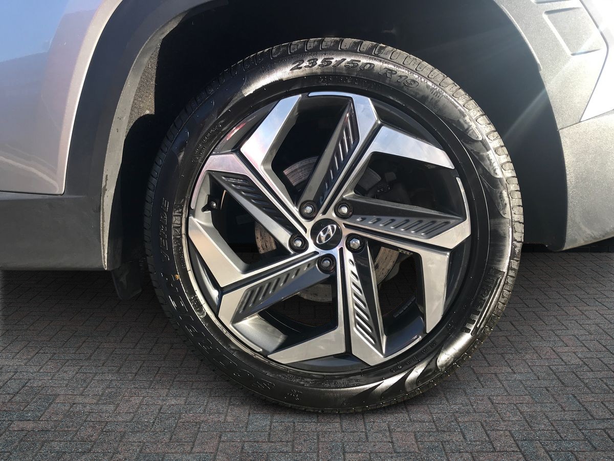 2022 Hyundai Tucson 1.6 TGDi Hybrid 230 Ultimate 5dr 2WD Auto - vehicle photo 12 for sale on PureCar