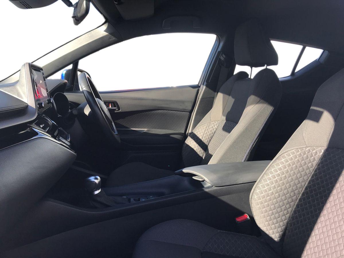2022 Toyota C-HR 1.8 Hybrid Icon 5dr CVT - vehicle photo 6 for sale on PureCar