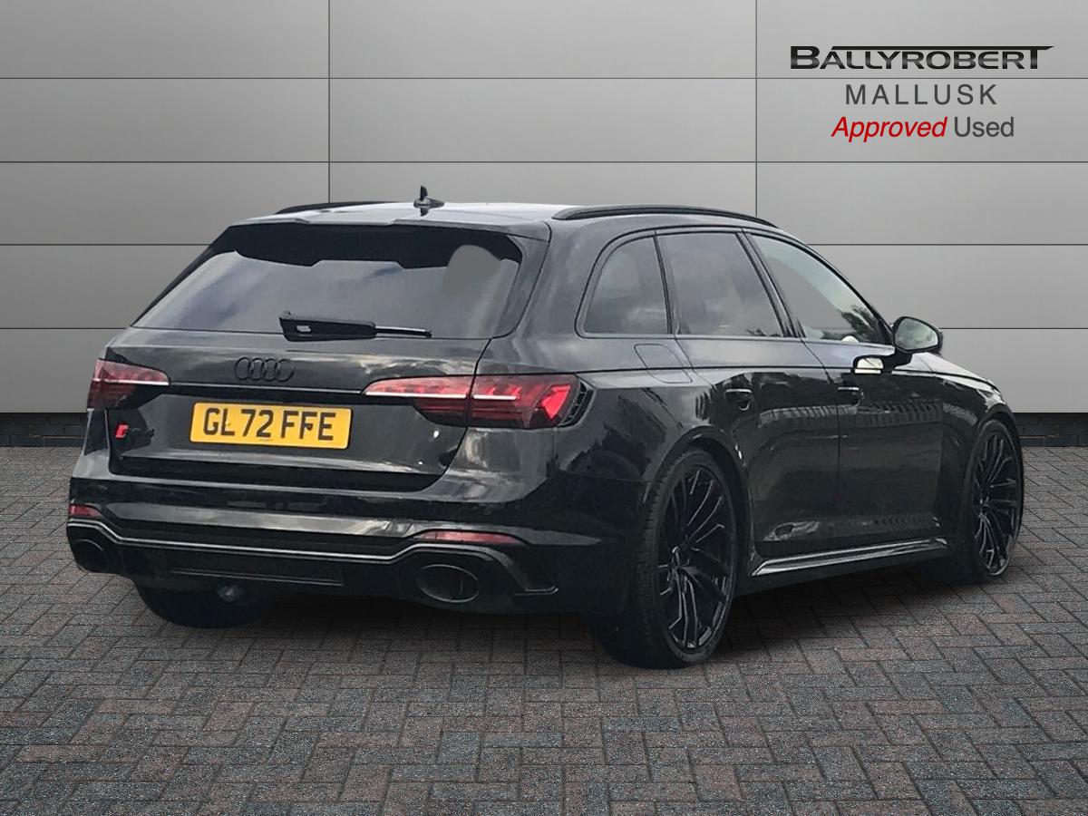 2022 Audi RS4 RS 4 TFSI Quattro Carbon Black 5dr Tiptronic - vehicle photo 15 for sale on PureCar