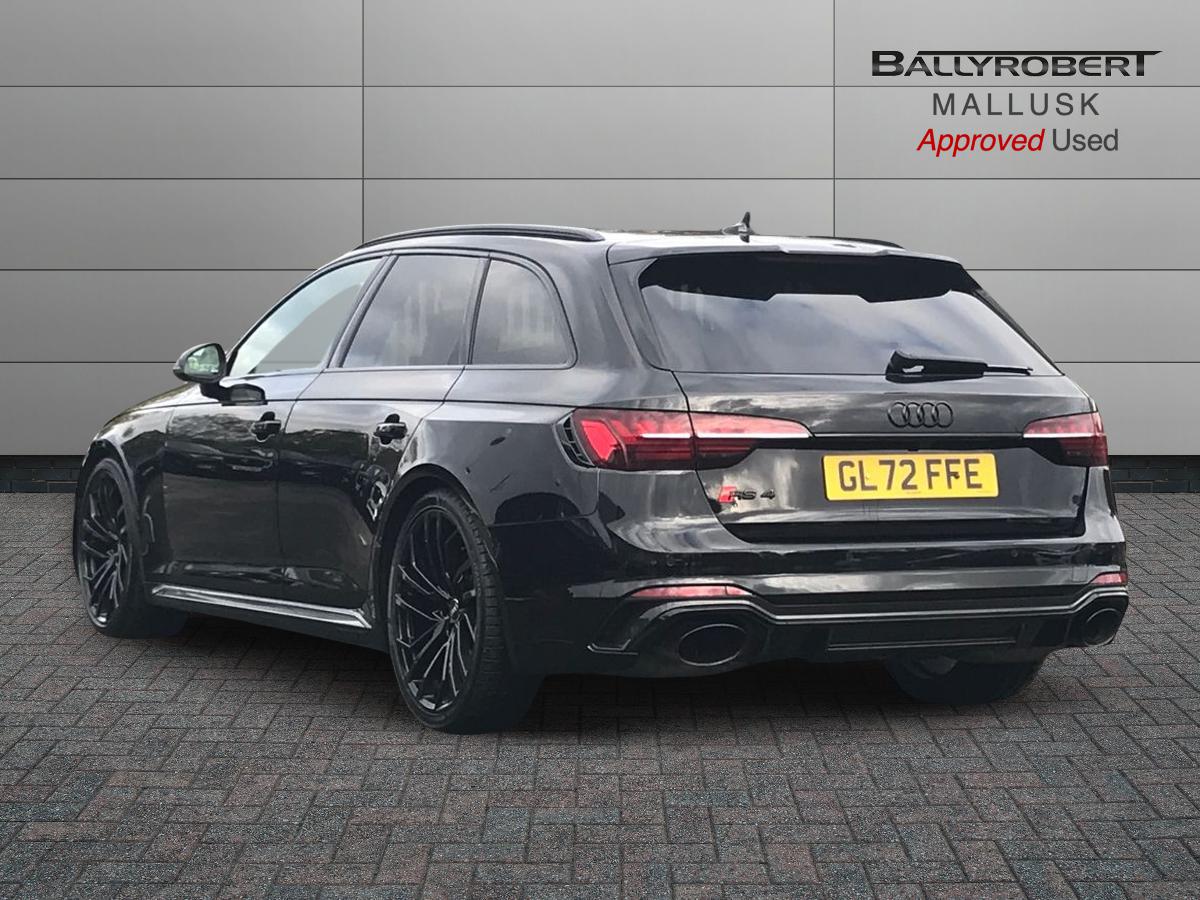 2022 Audi RS4 RS 4 TFSI Quattro Carbon Black 5dr Tiptronic - vehicle photo 2 for sale on PureCar