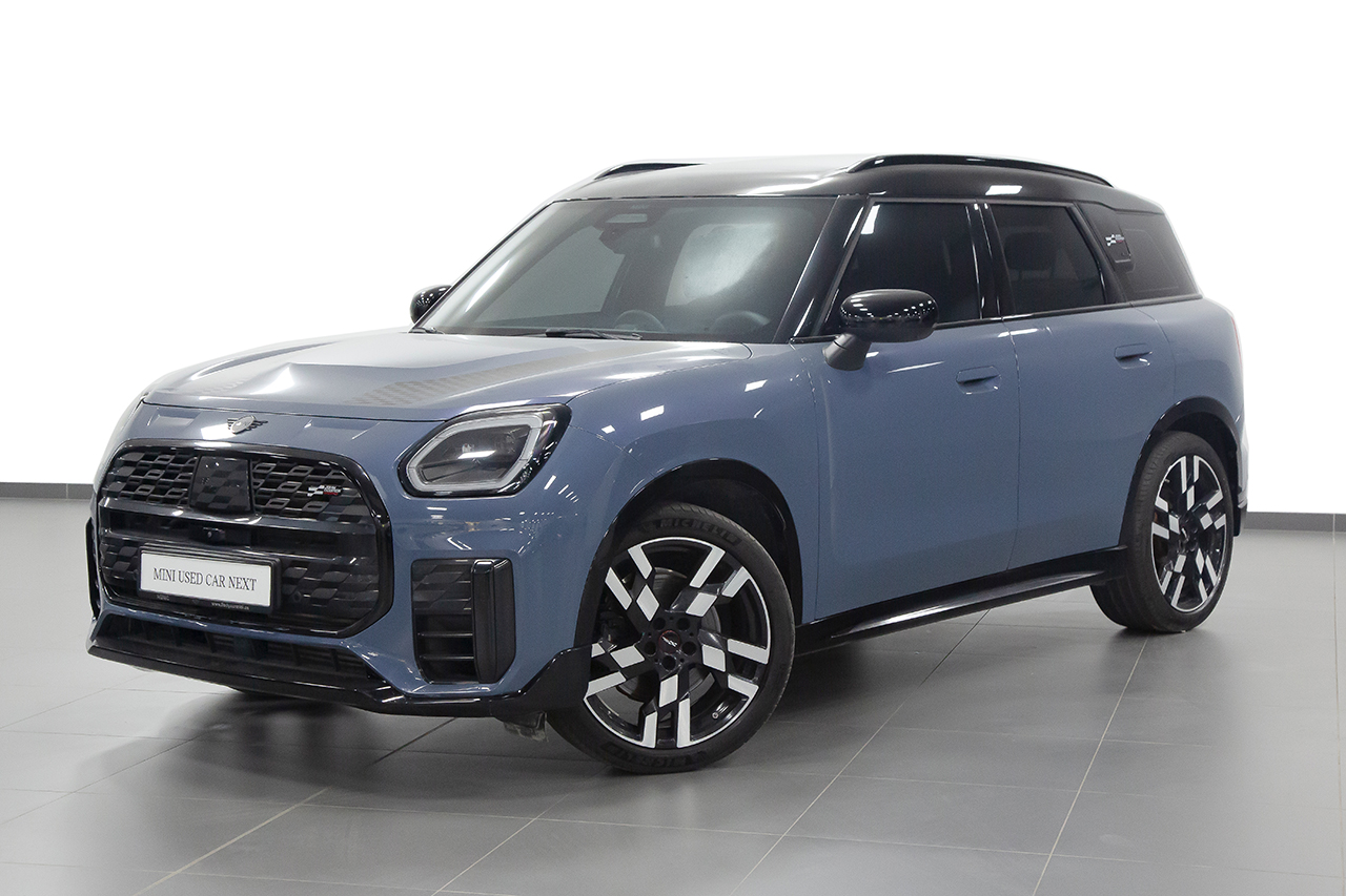 MINI Countryman Cooper S ALL4 JCW Kit 1