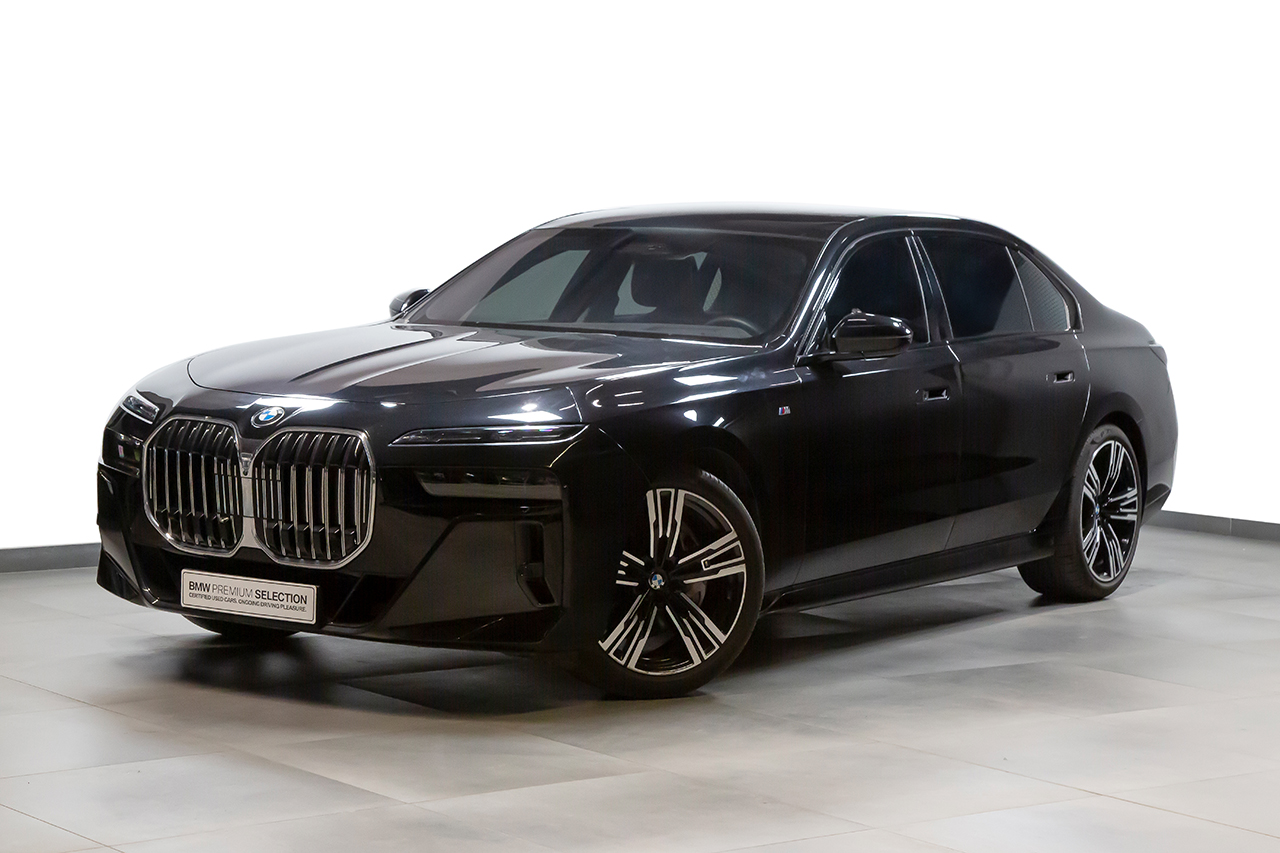 BMW 7 Series 1