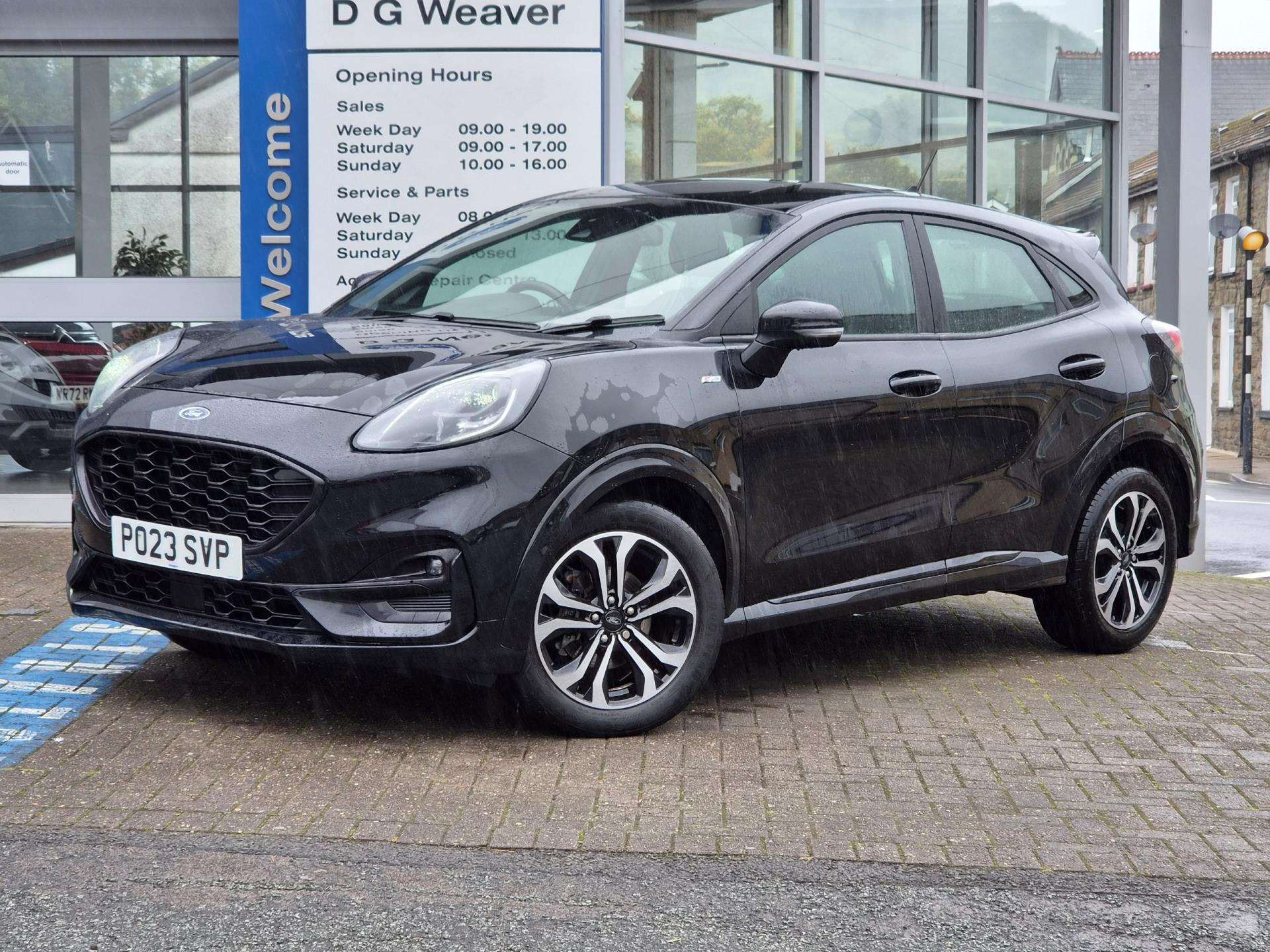  2023 Ford Puma Hatchback Front-wheel drive Manual
