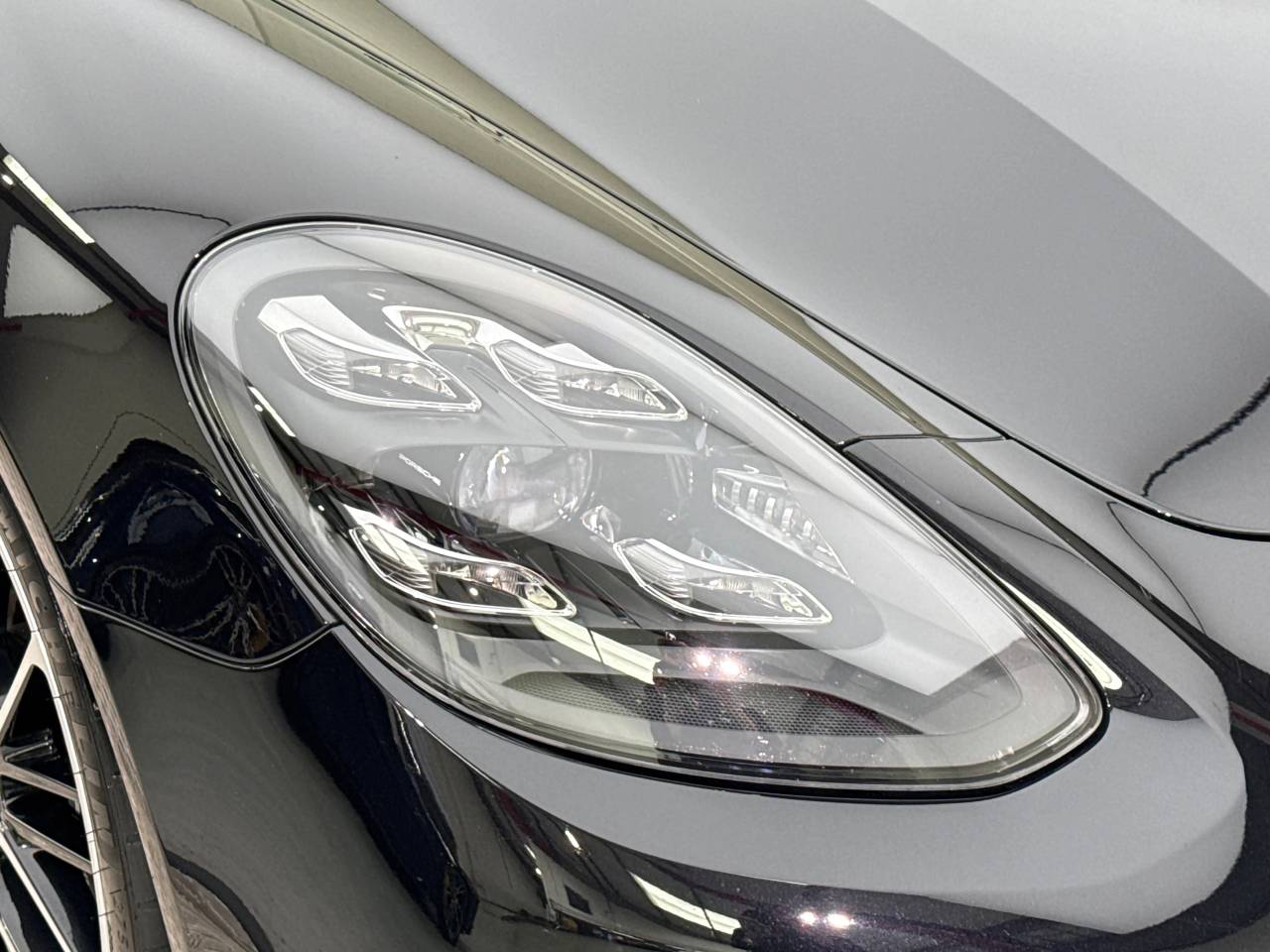 Panamera 4 SPORT TURISMO PLATINUM EDITION PDK (2) image 37