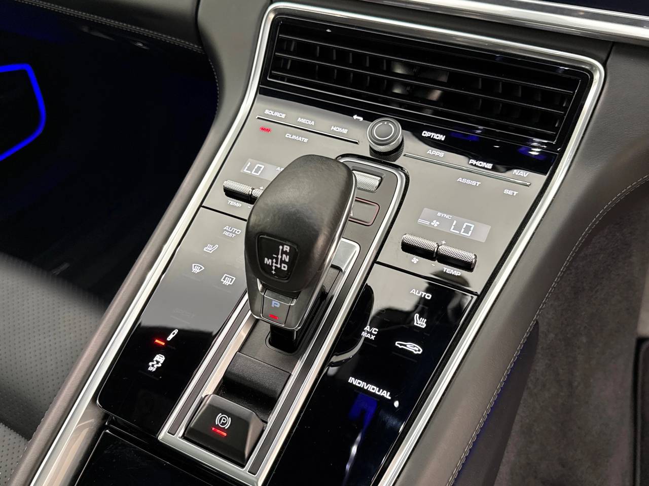 Panamera 4 SPORT TURISMO PLATINUM EDITION PDK (2) image 31