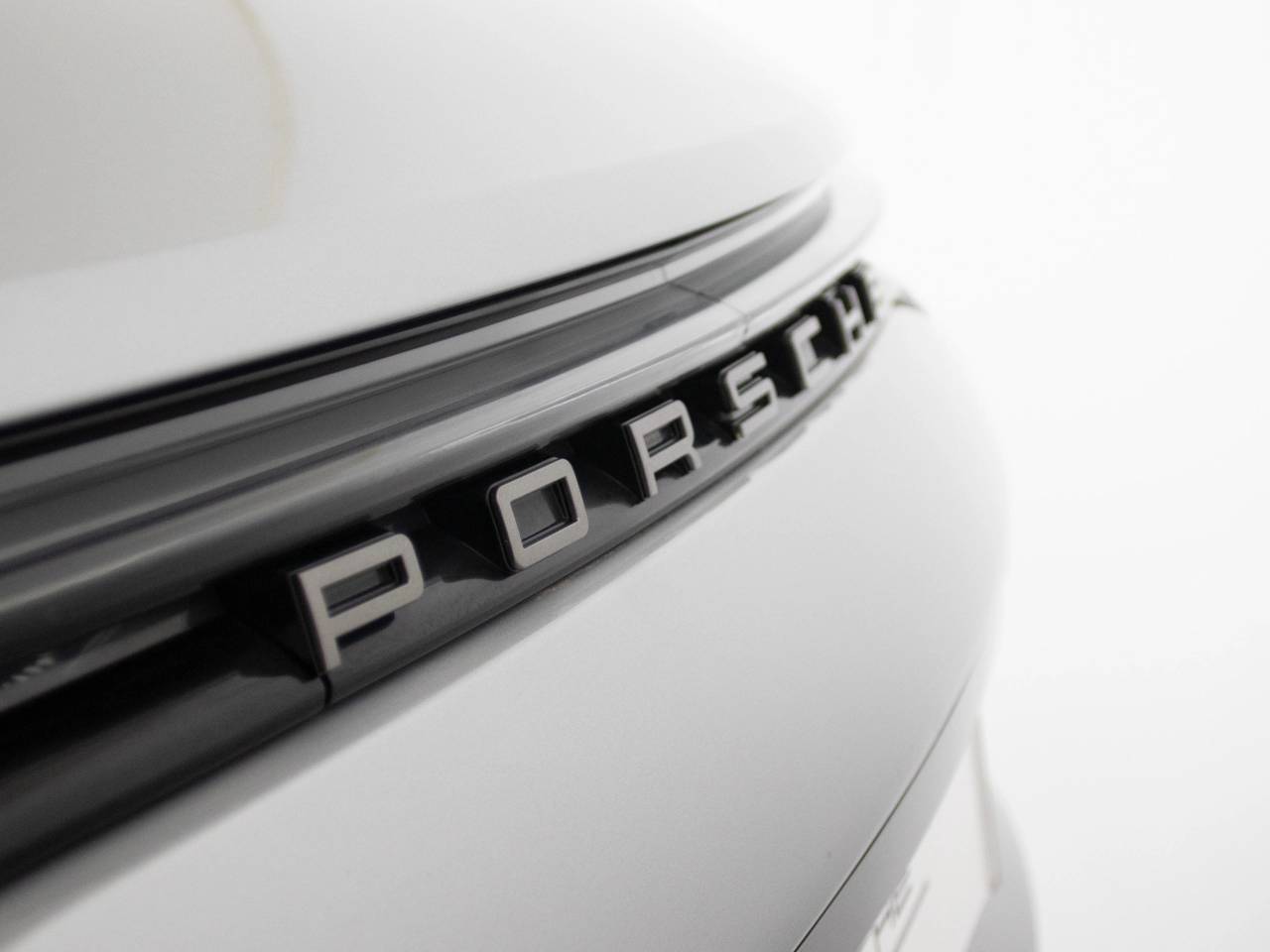 Panamera 4 SPORT TURISMO PLATINUM EDITION PDK (2) image 17