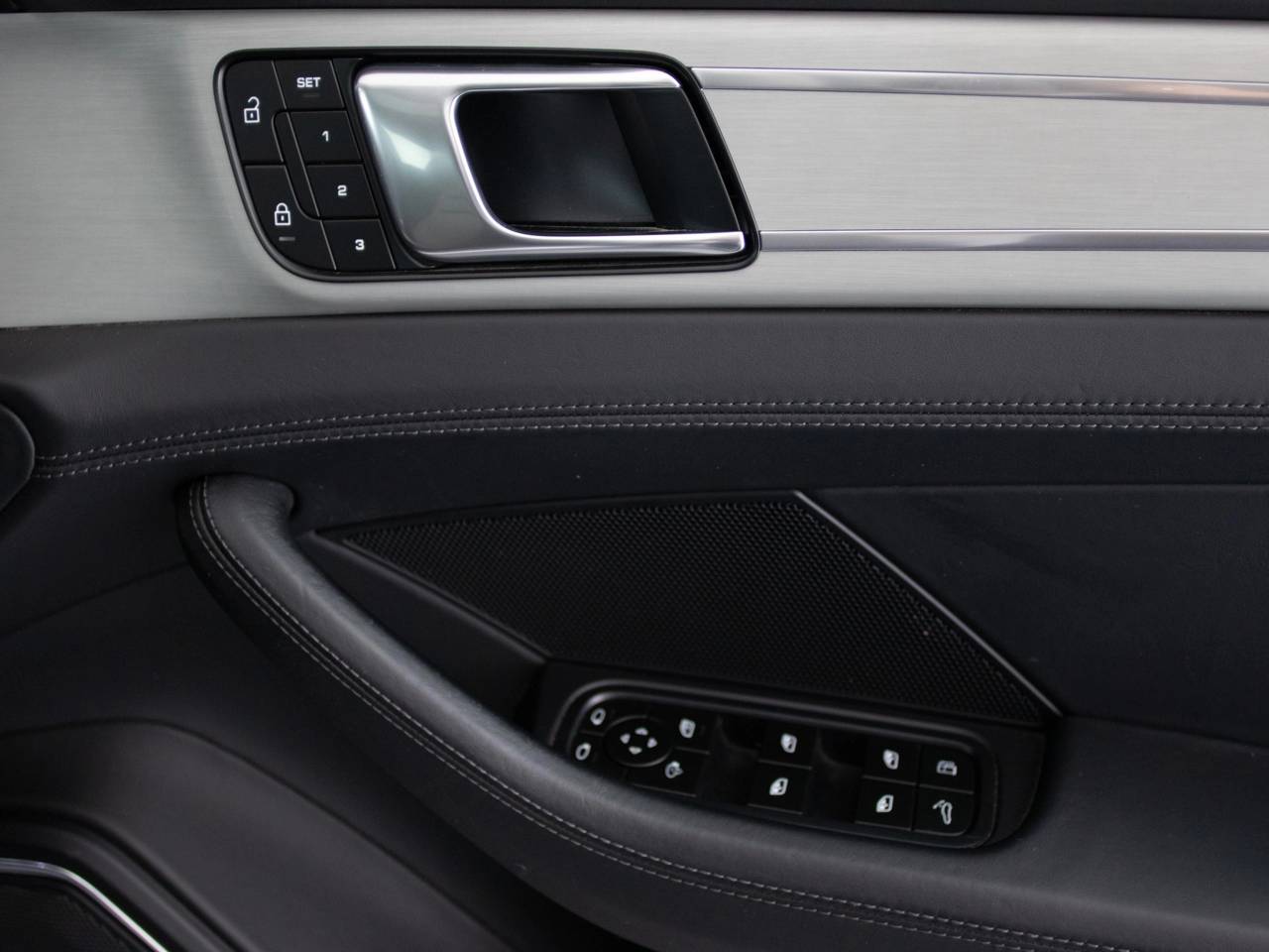 Panamera 4 SPORT TURISMO PLATINUM EDITION PDK (2) image 24