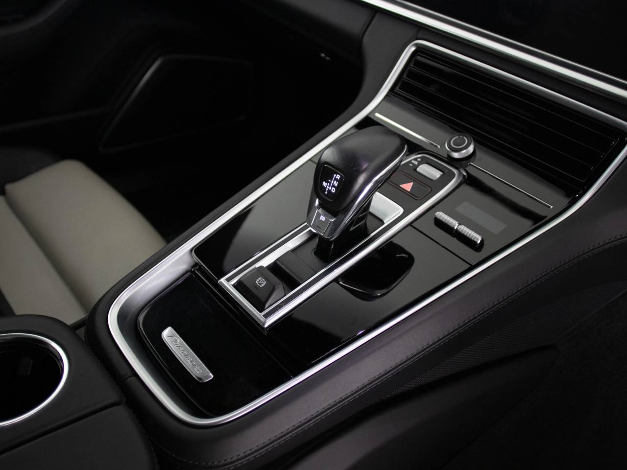 Panamera 4 SPORT TURISMO PLATINUM EDITION PDK (2) image 22