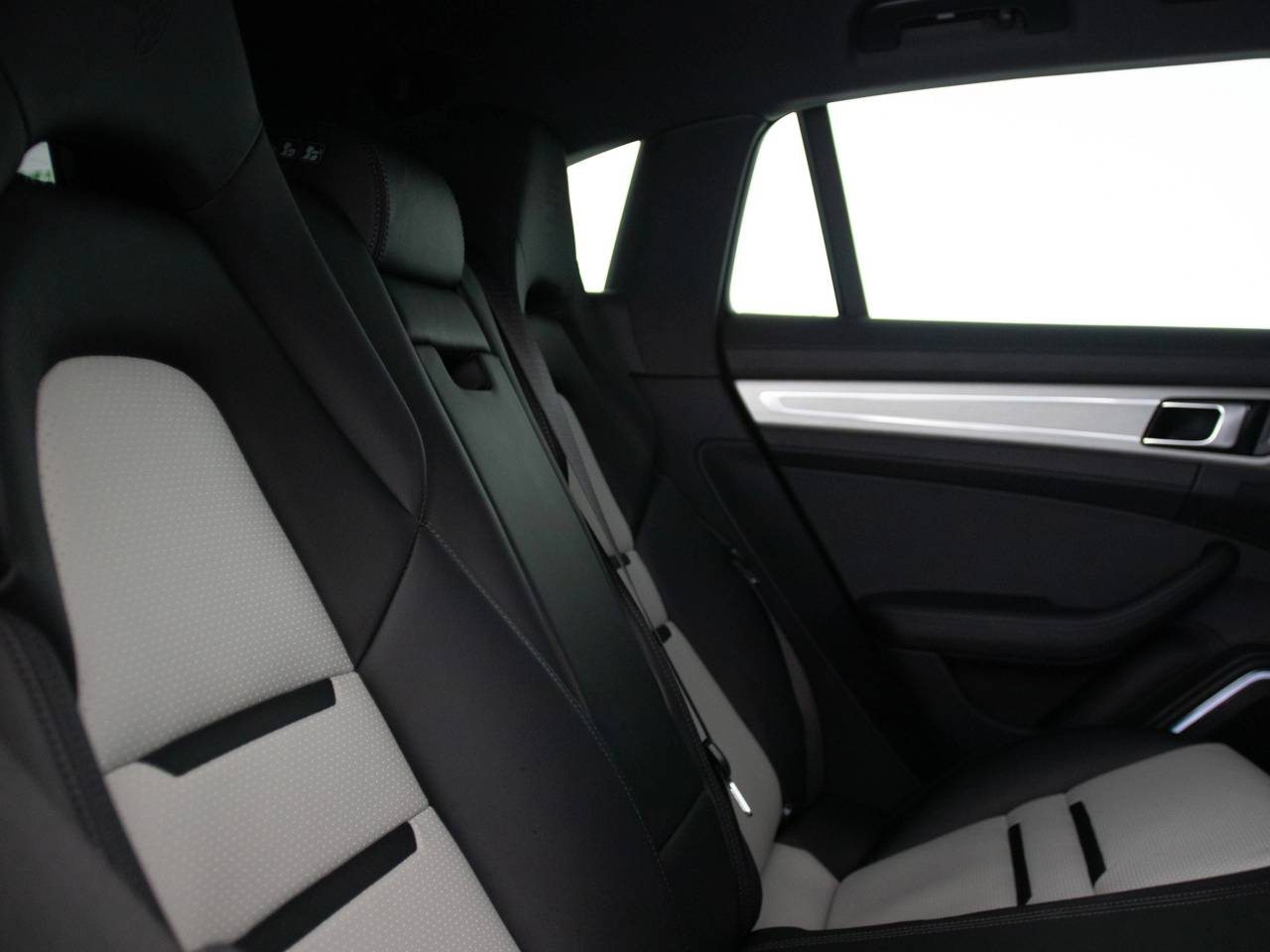 Panamera 4 SPORT TURISMO PLATINUM EDITION PDK (2) image 46
