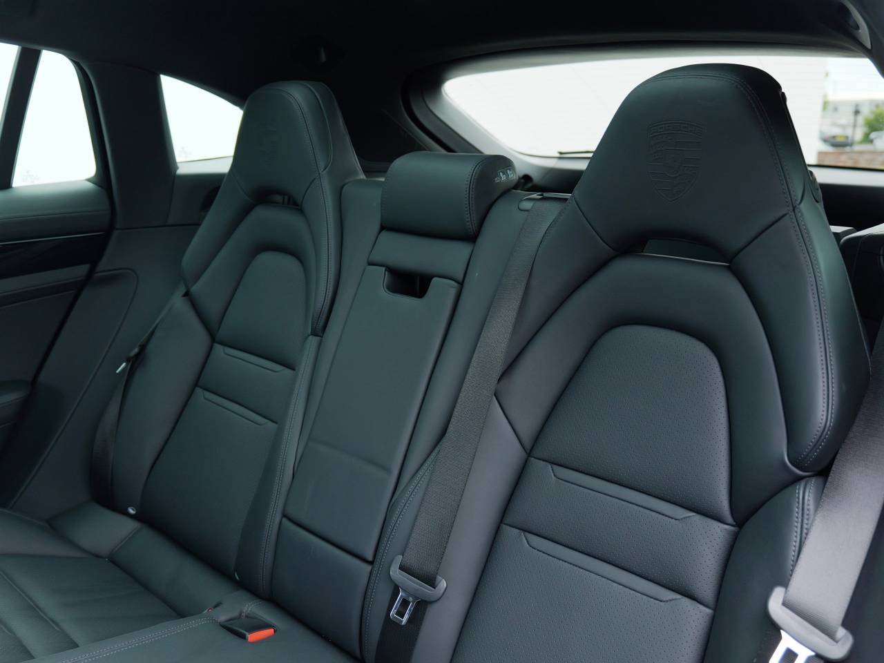 Panamera 4 SPORT TURISMO PDK image 10