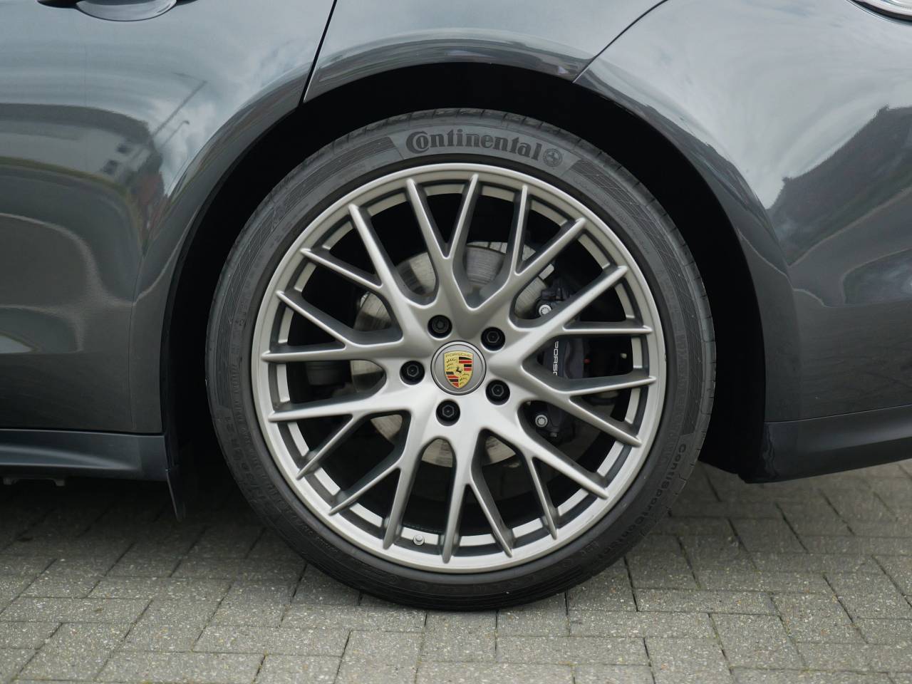 Panamera 4 SPORT TURISMO PDK image 06