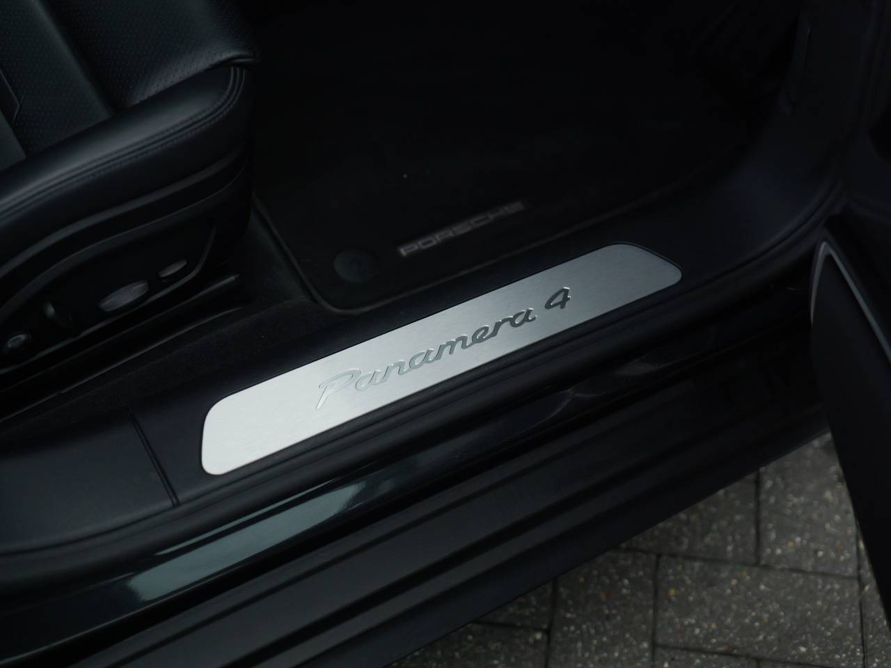 Panamera 4 SPORT TURISMO PDK image 32