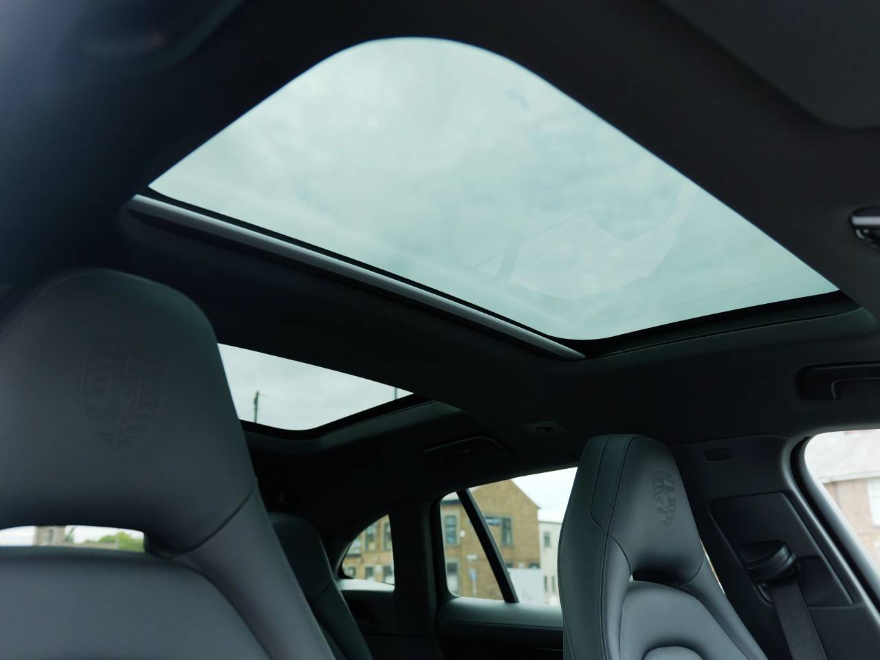 Panamera 4 SPORT TURISMO PDK image 37