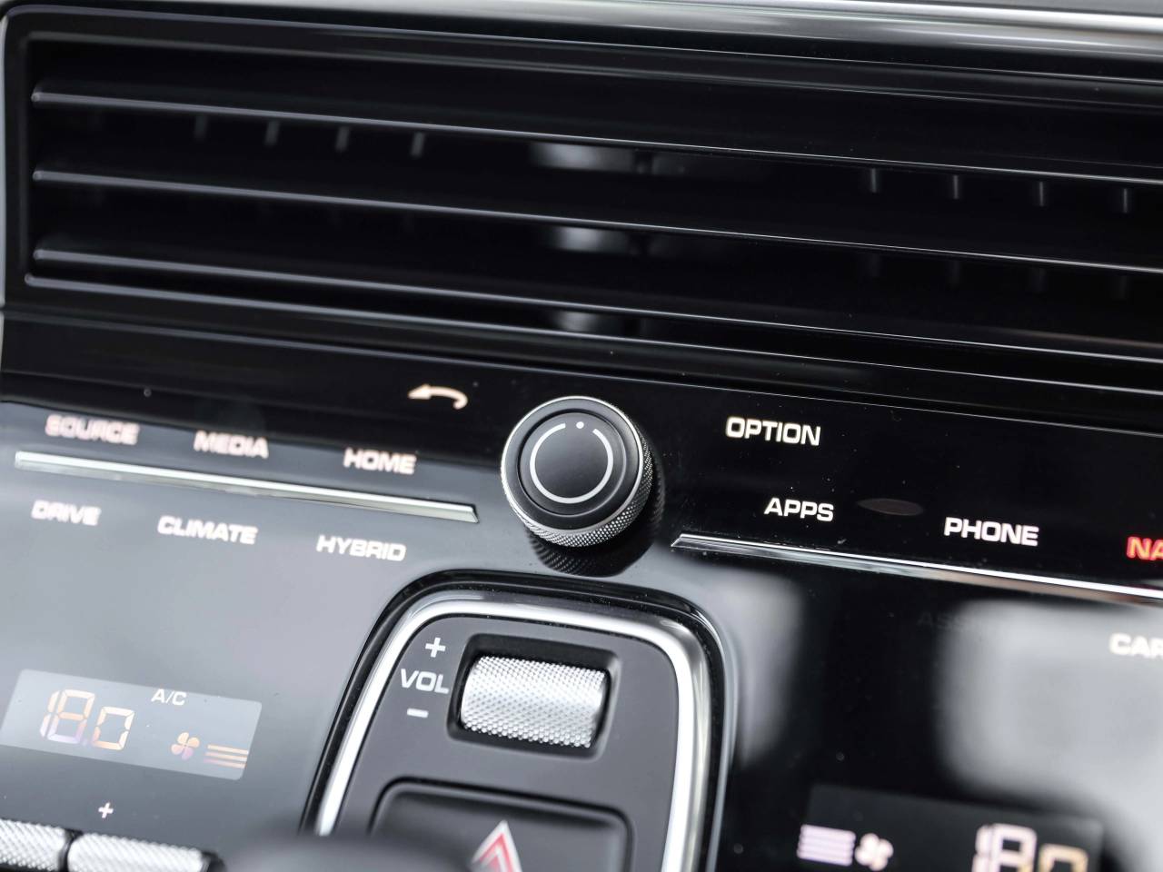 Panamera 4 E HYBRID image 25