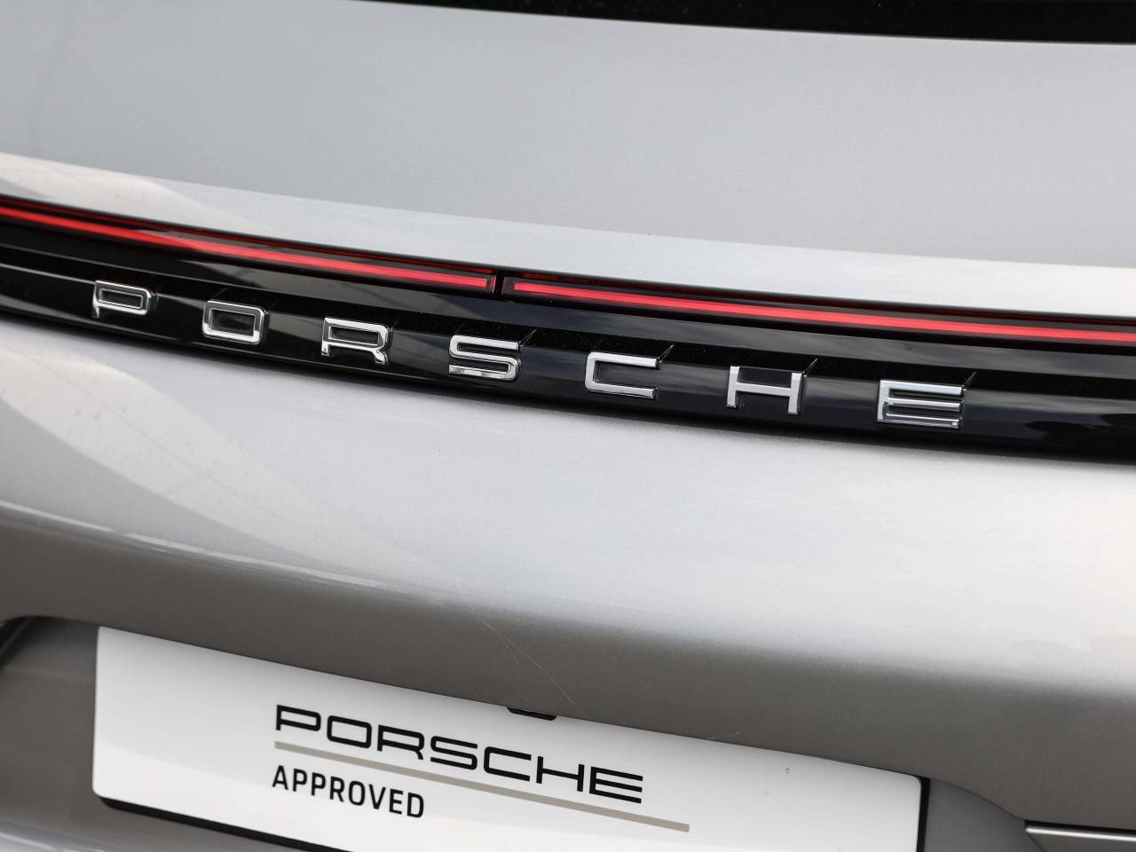 Panamera 4 E HYBRID image 12