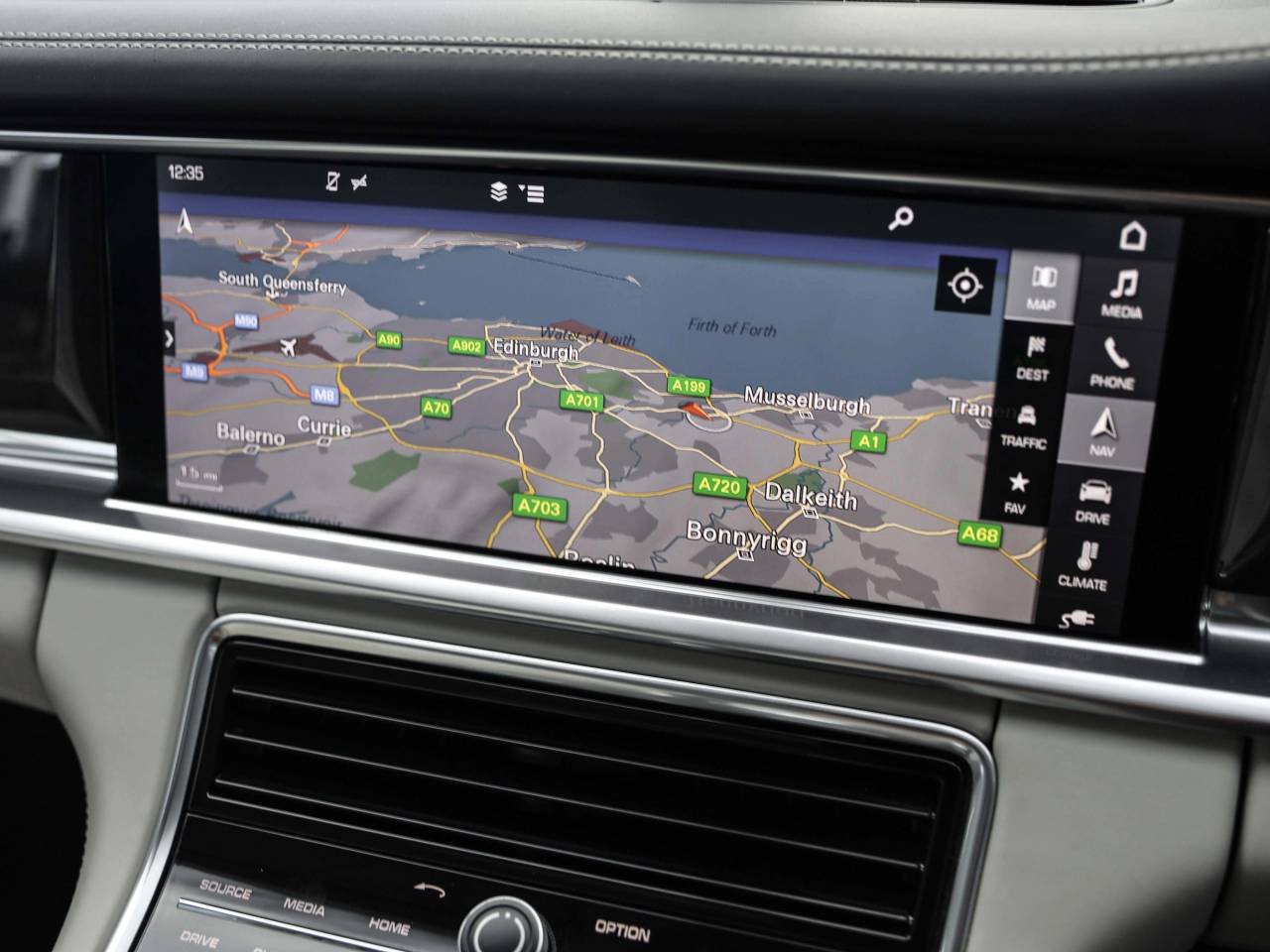 Panamera 4 E HYBRID image 22