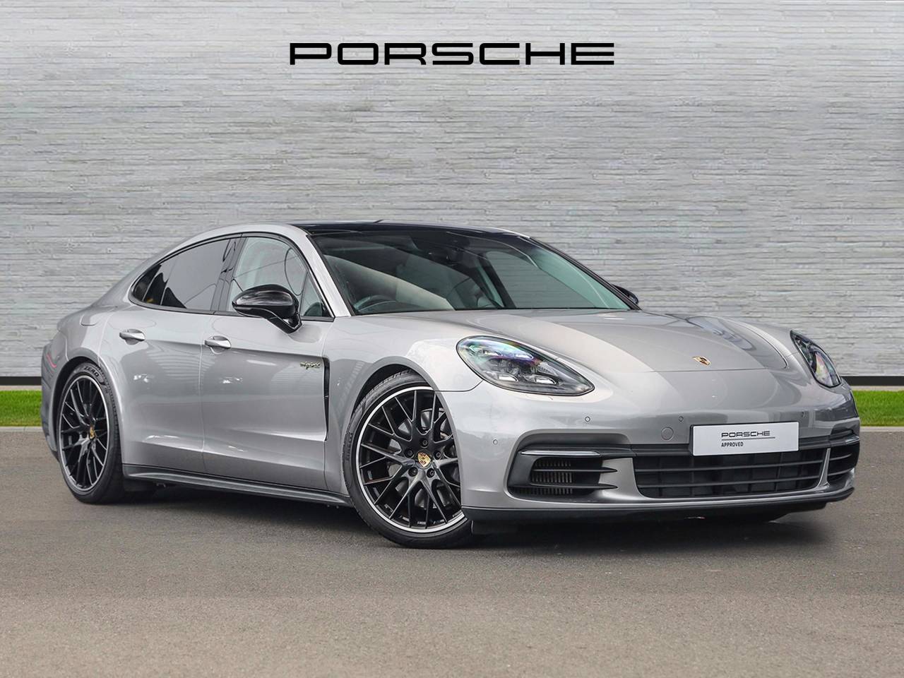 Panamera 4 E-HYBRID