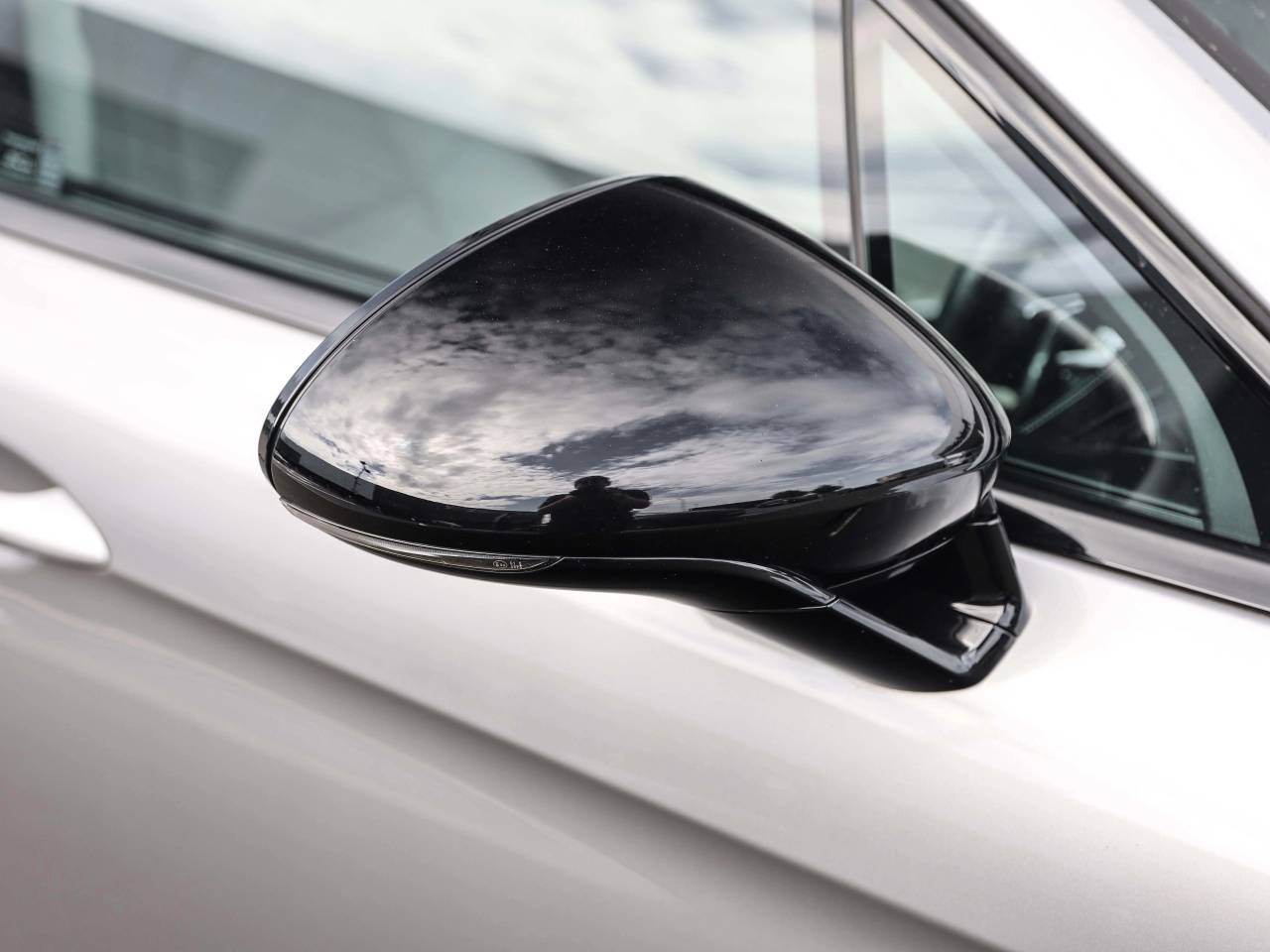 Panamera 4 E HYBRID image 09