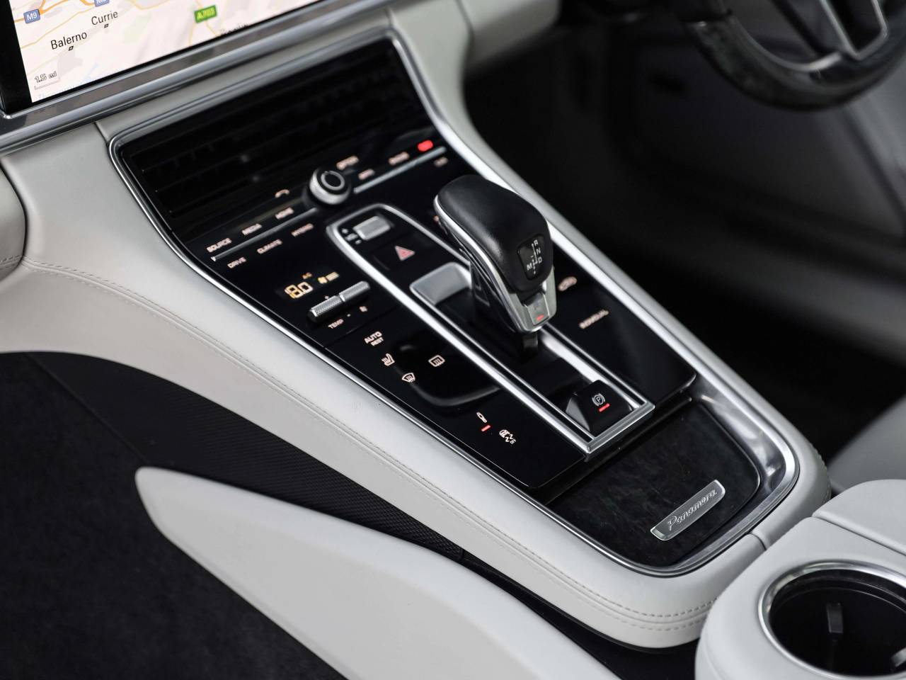 Panamera 4 E HYBRID image 30