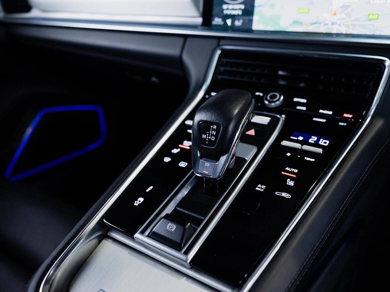 Panamera TURBO SPORT TURISMO PDK (8) image 40
