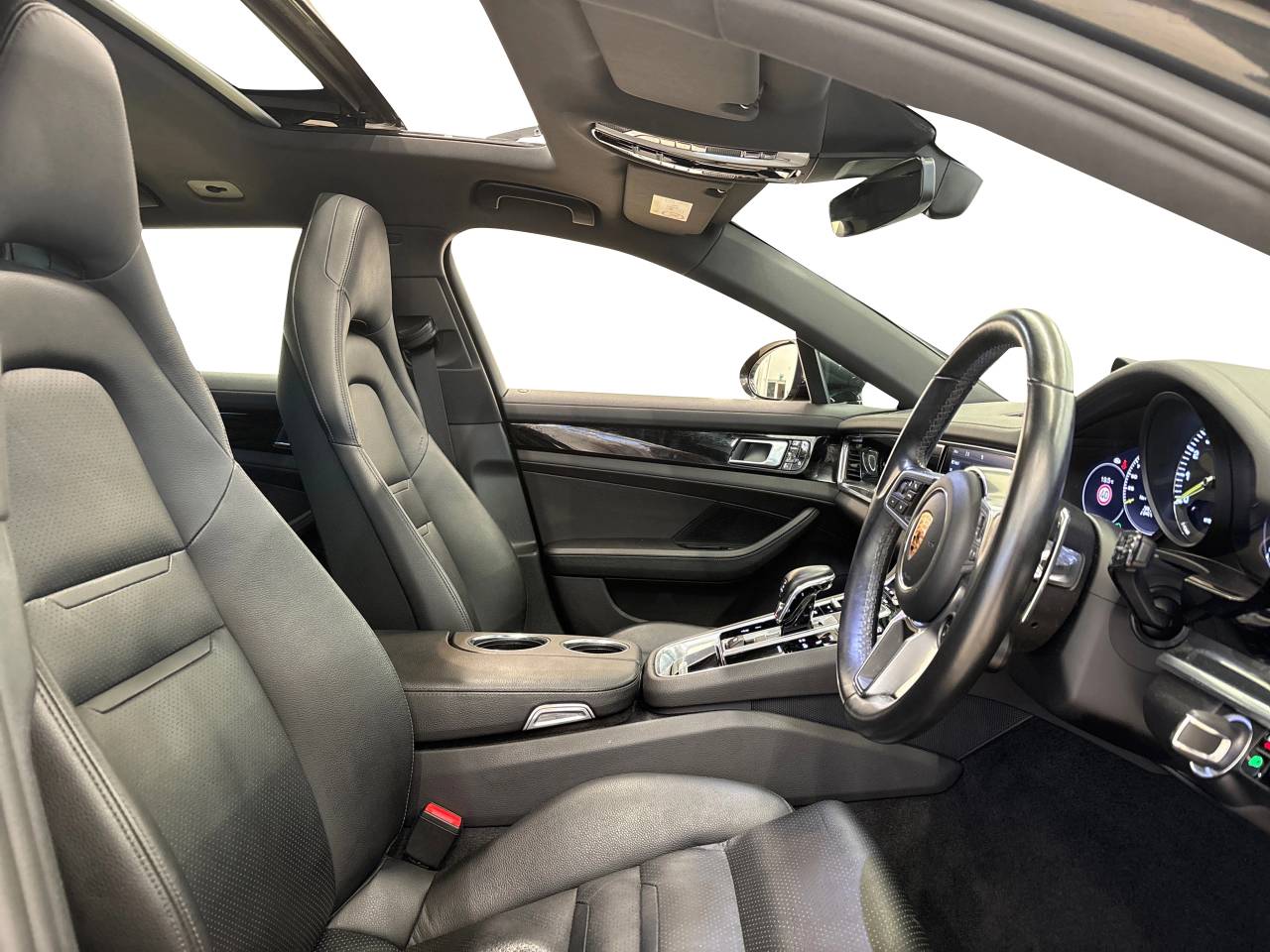 Panamera 4 SPORT TURISMO PDK image 23