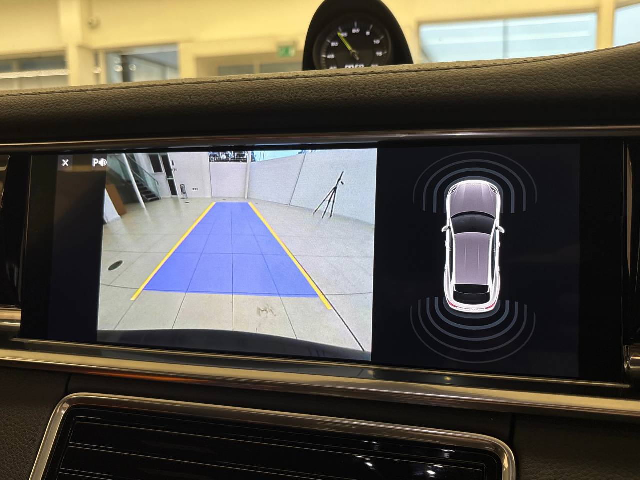 Panamera 4 SPORT TURISMO PDK image 35