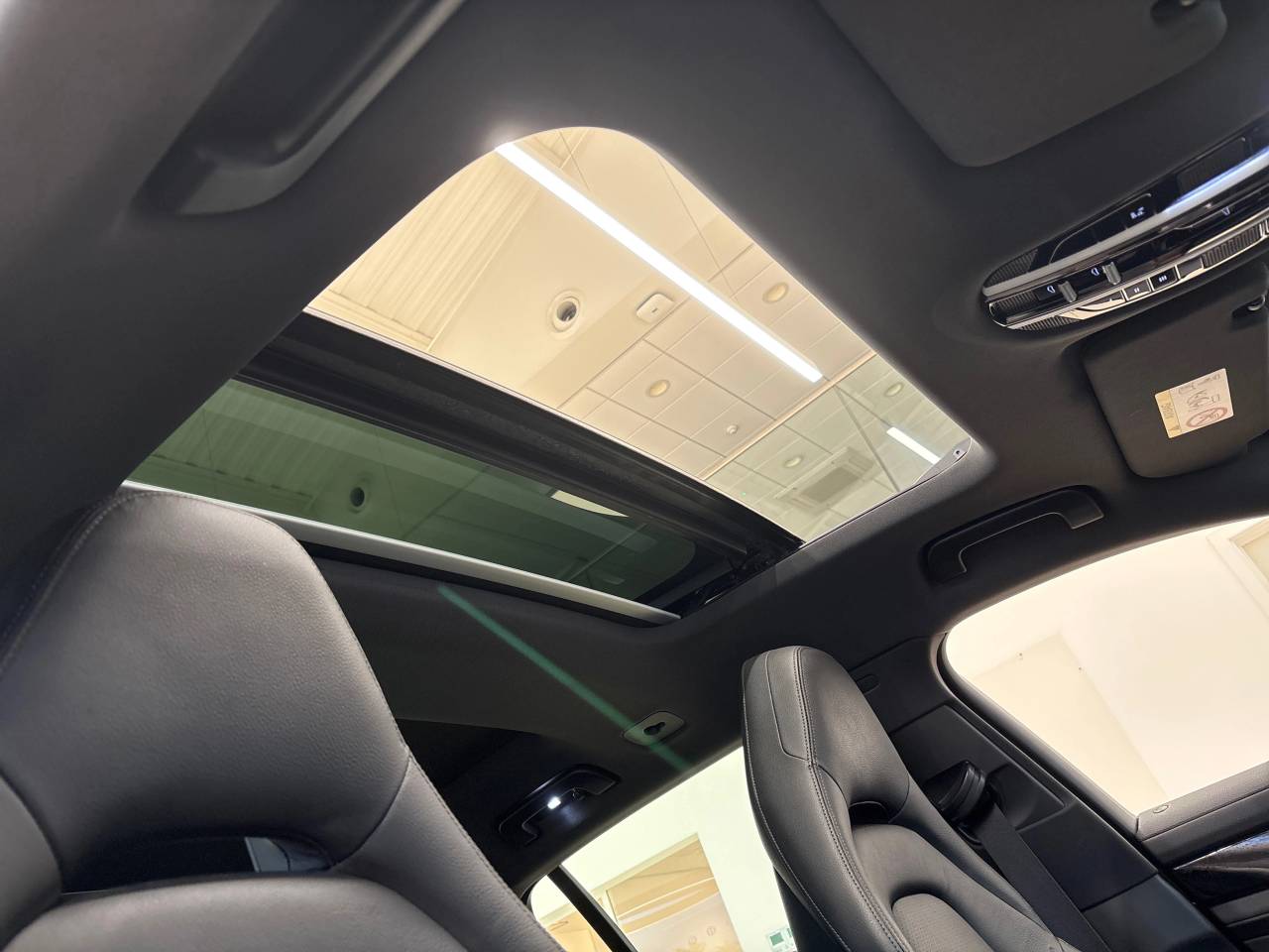 Panamera 4 SPORT TURISMO PDK image 28