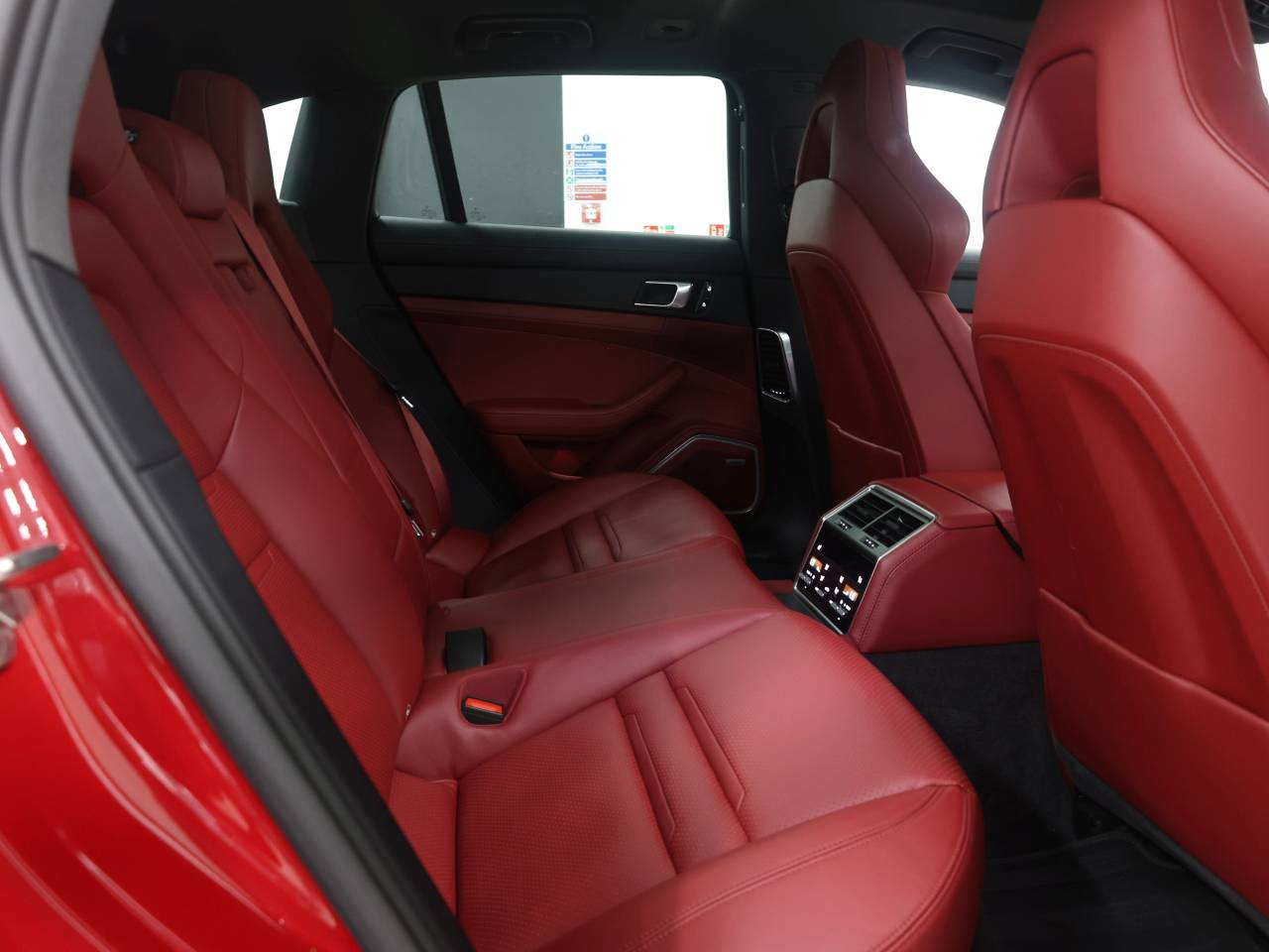 Panamera 4S SPORT TURISMO PDK (3) image 45