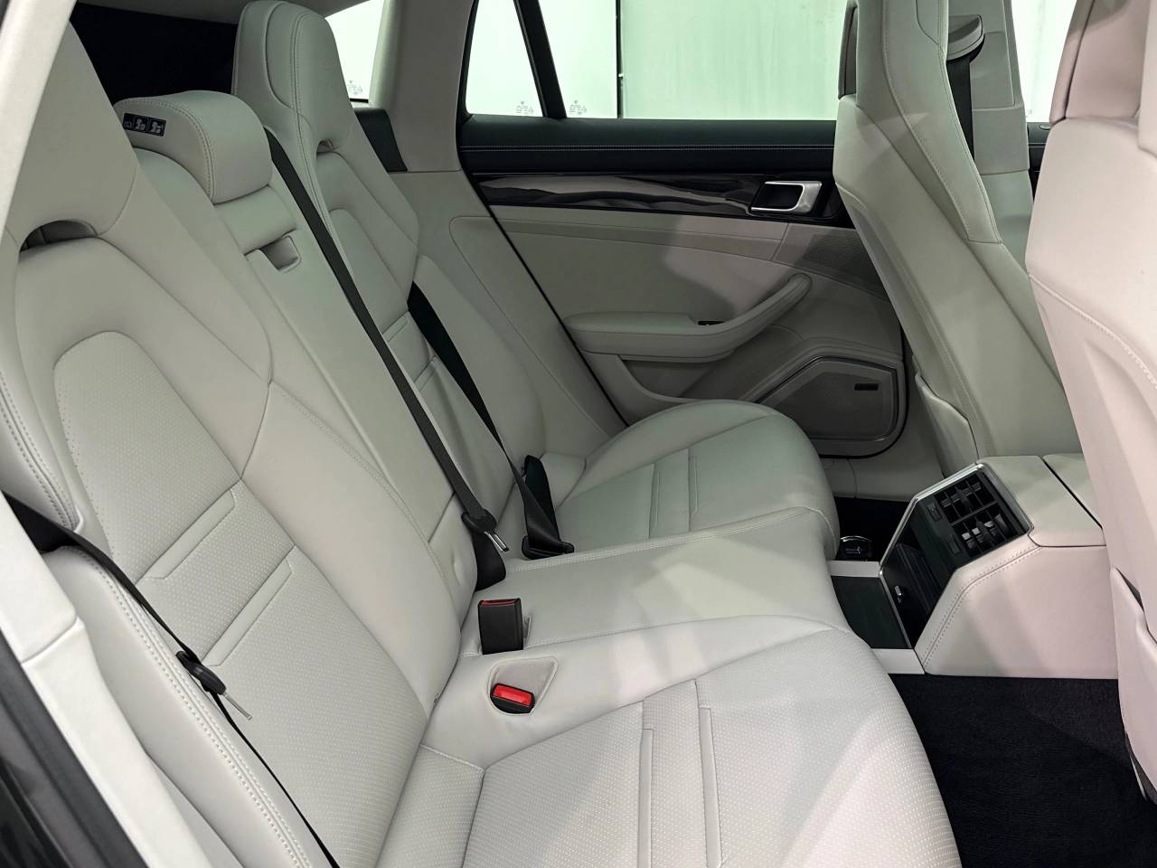 Panamera 4 SPORT TURISMO PDK (5) image 34
